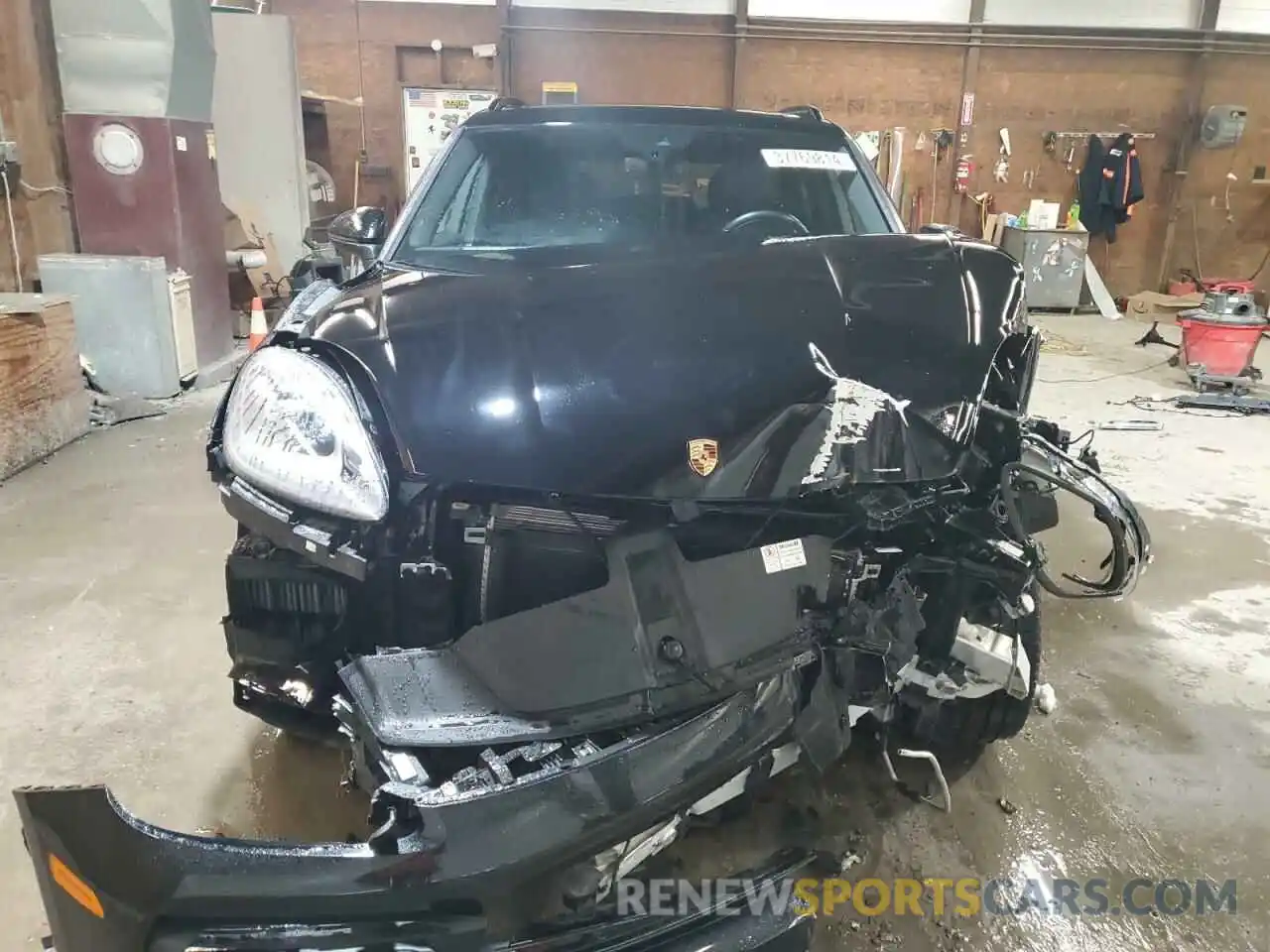 5 Photograph of a damaged car WP1AA2AY2KDA14249 PORSCHE CAYENNE 2019