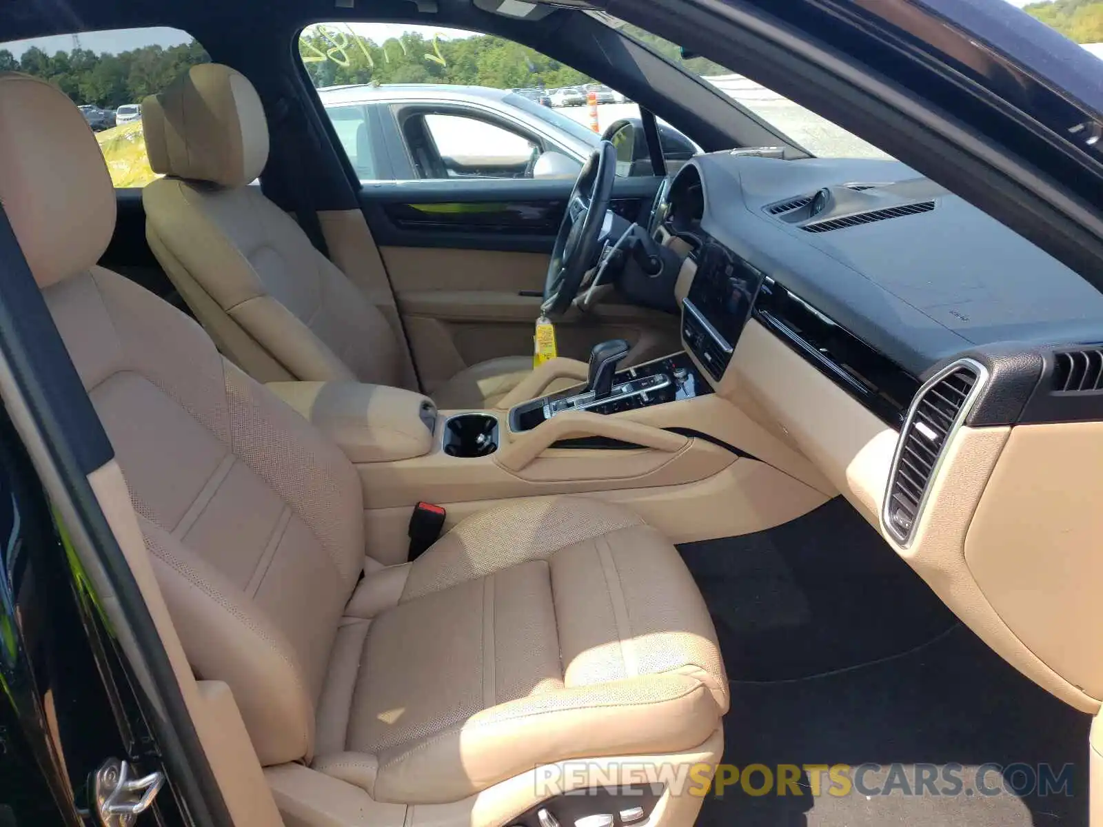 5 Photograph of a damaged car WP1AA2AY3KDA01221 PORSCHE CAYENNE 2019