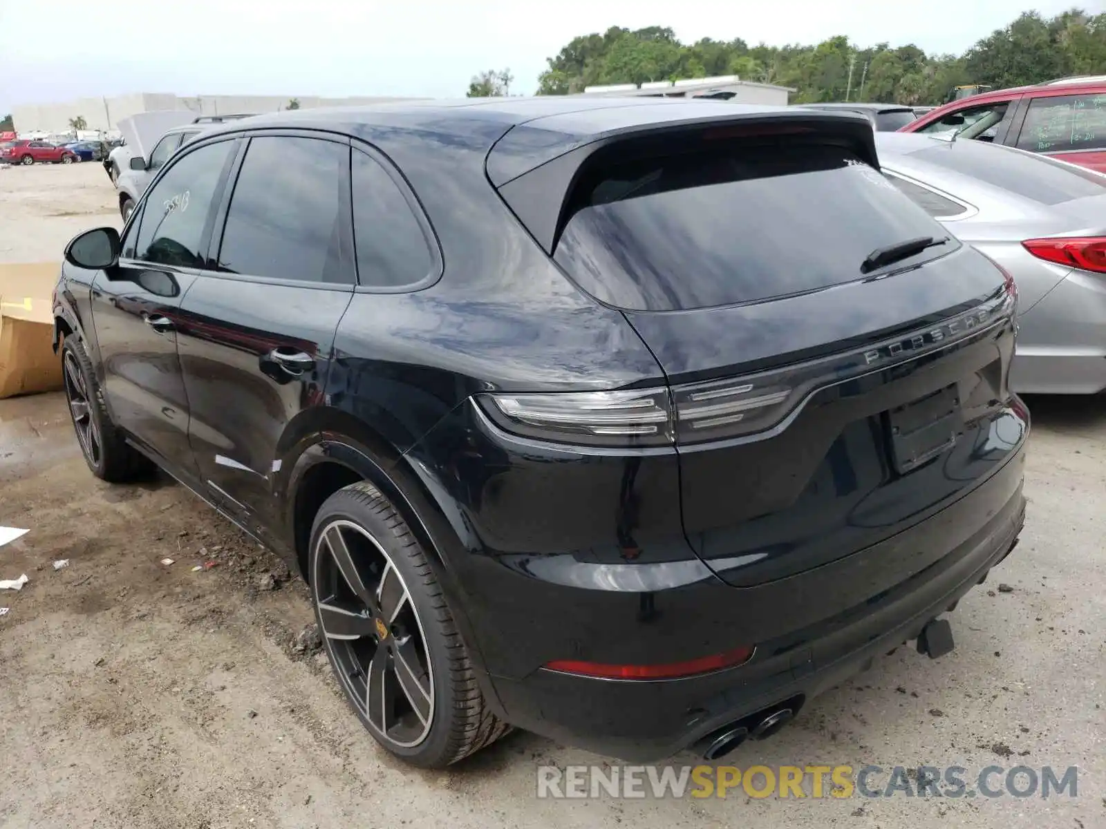 3 Фотография поврежденного автомобиля WP1AA2AY3KDA11327 PORSCHE CAYENNE 2019