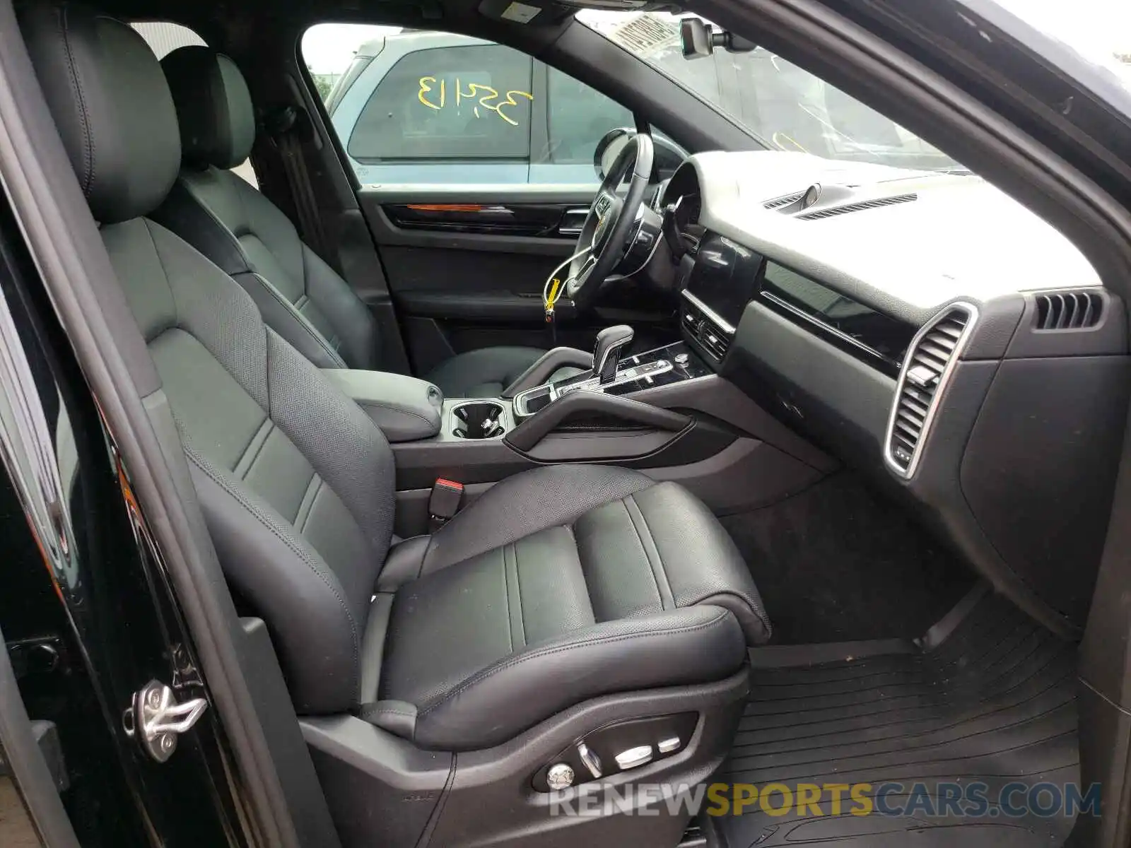 5 Photograph of a damaged car WP1AA2AY3KDA11327 PORSCHE CAYENNE 2019