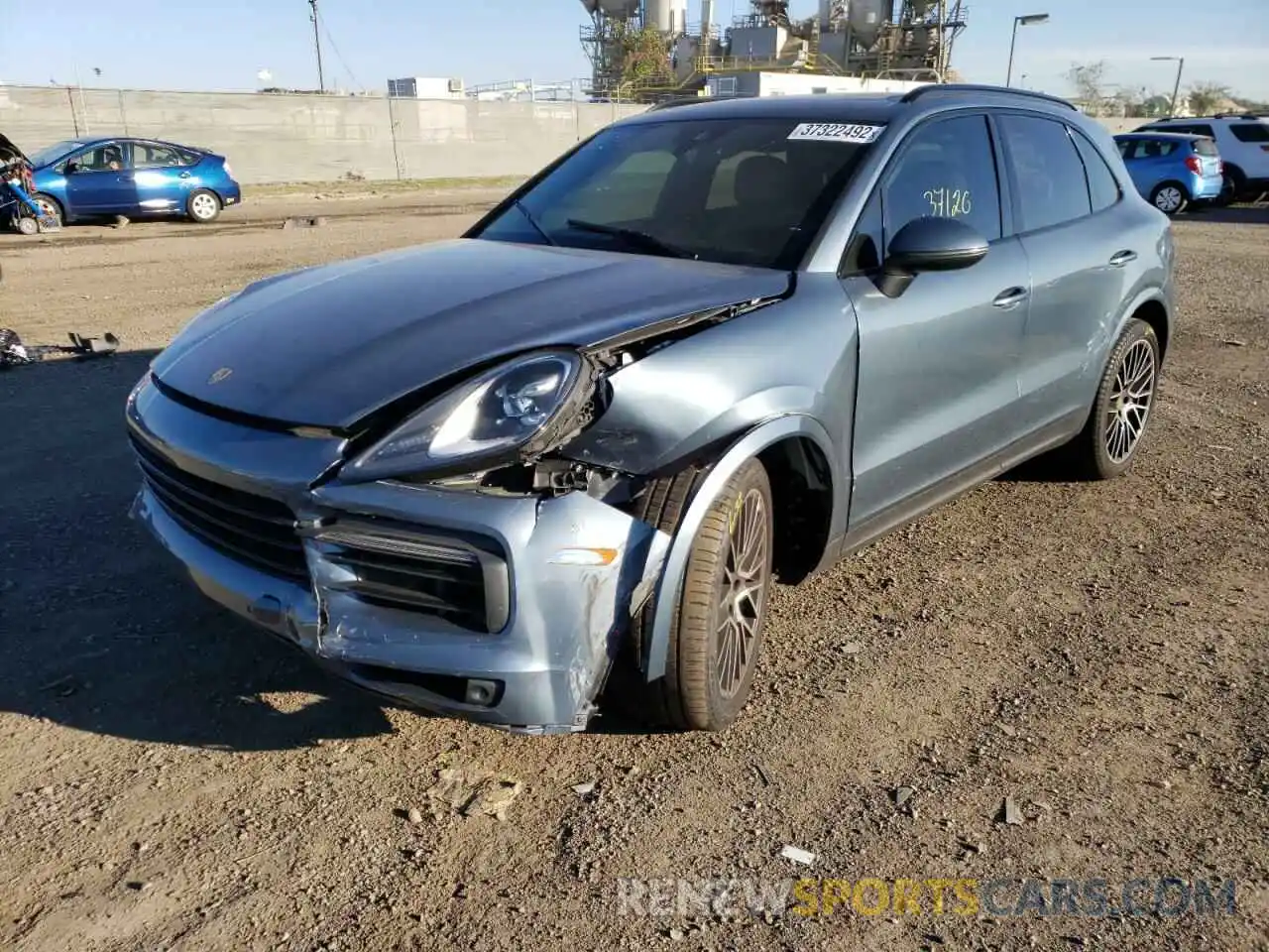 2 Photograph of a damaged car WP1AA2AY3KDA17015 PORSCHE CAYENNE 2019