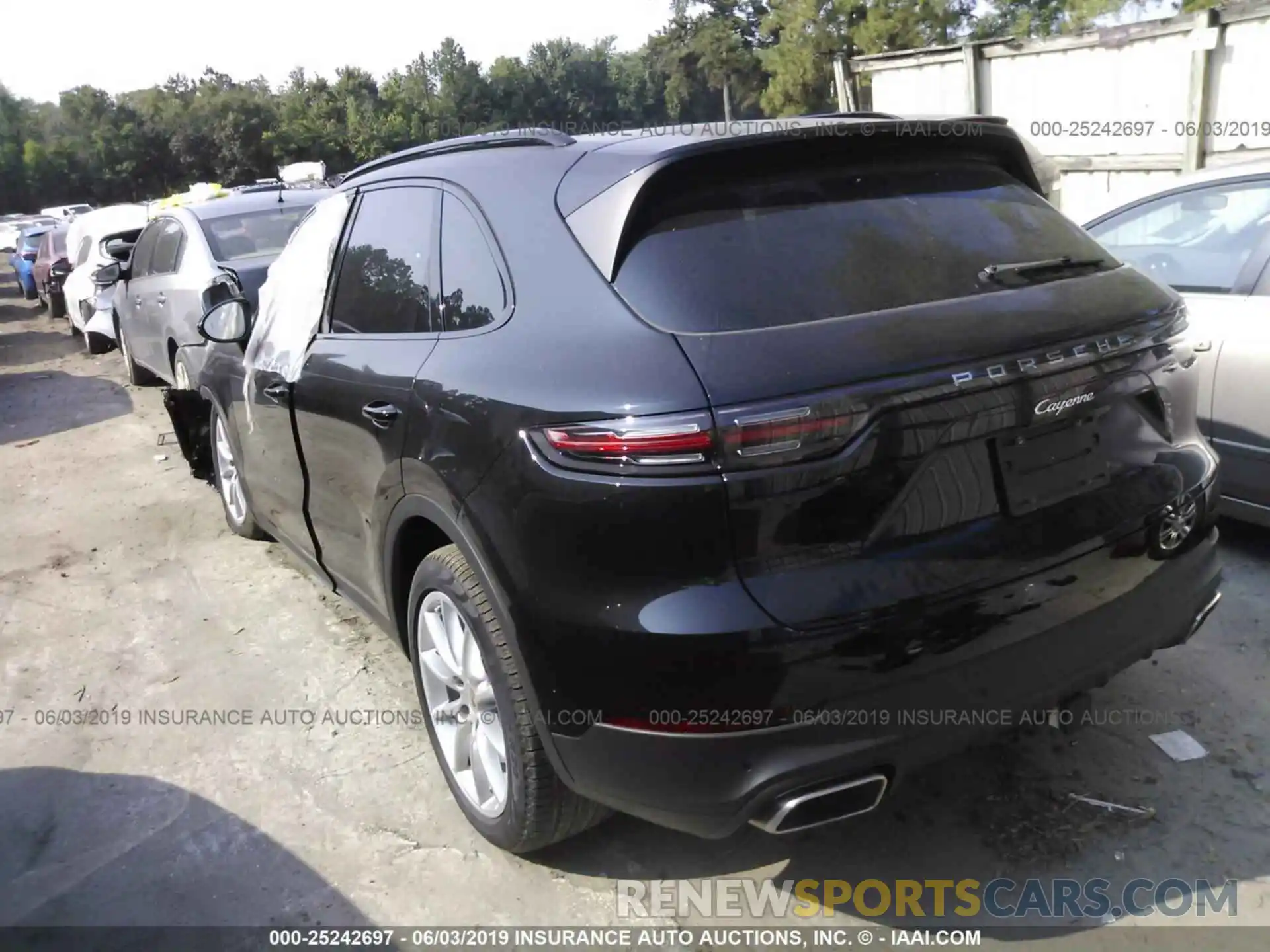 3 Фотография поврежденного автомобиля WP1AA2AY4KDA00661 PORSCHE CAYENNE 2019