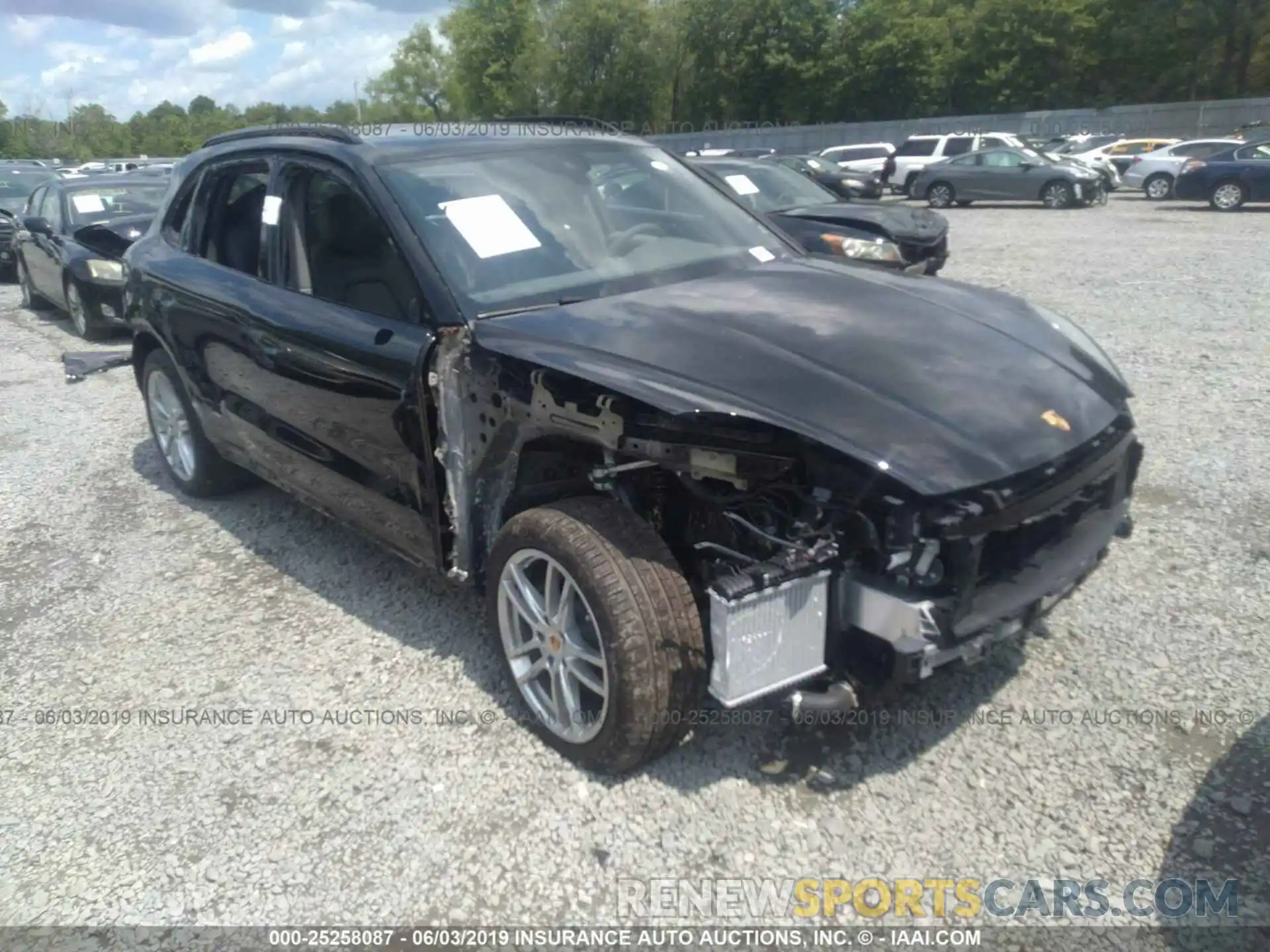 1 Photograph of a damaged car WP1AA2AY4KDA06850 PORSCHE CAYENNE 2019