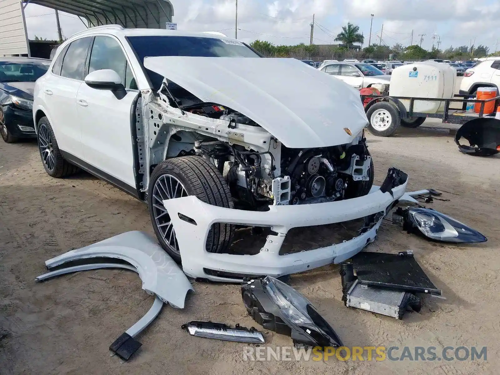 1 Photograph of a damaged car WP1AA2AY4KDA16522 PORSCHE CAYENNE 2019