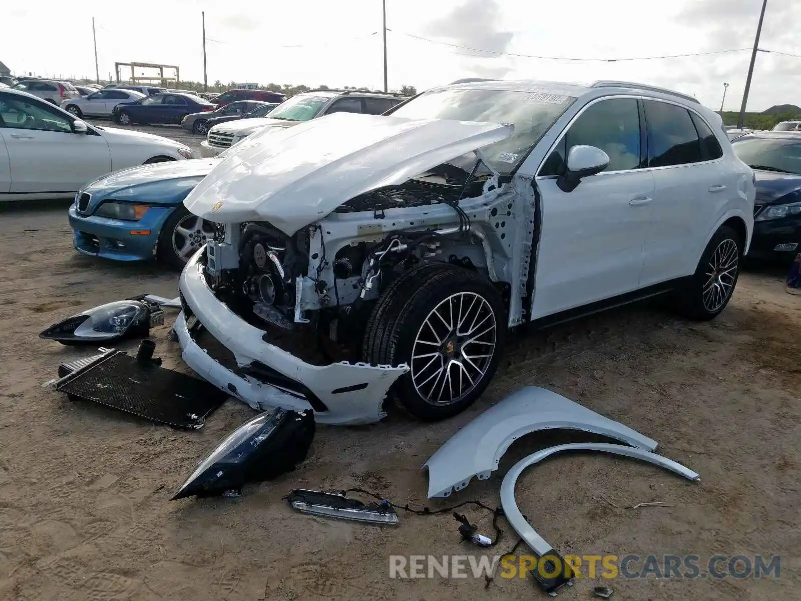 2 Photograph of a damaged car WP1AA2AY4KDA16522 PORSCHE CAYENNE 2019