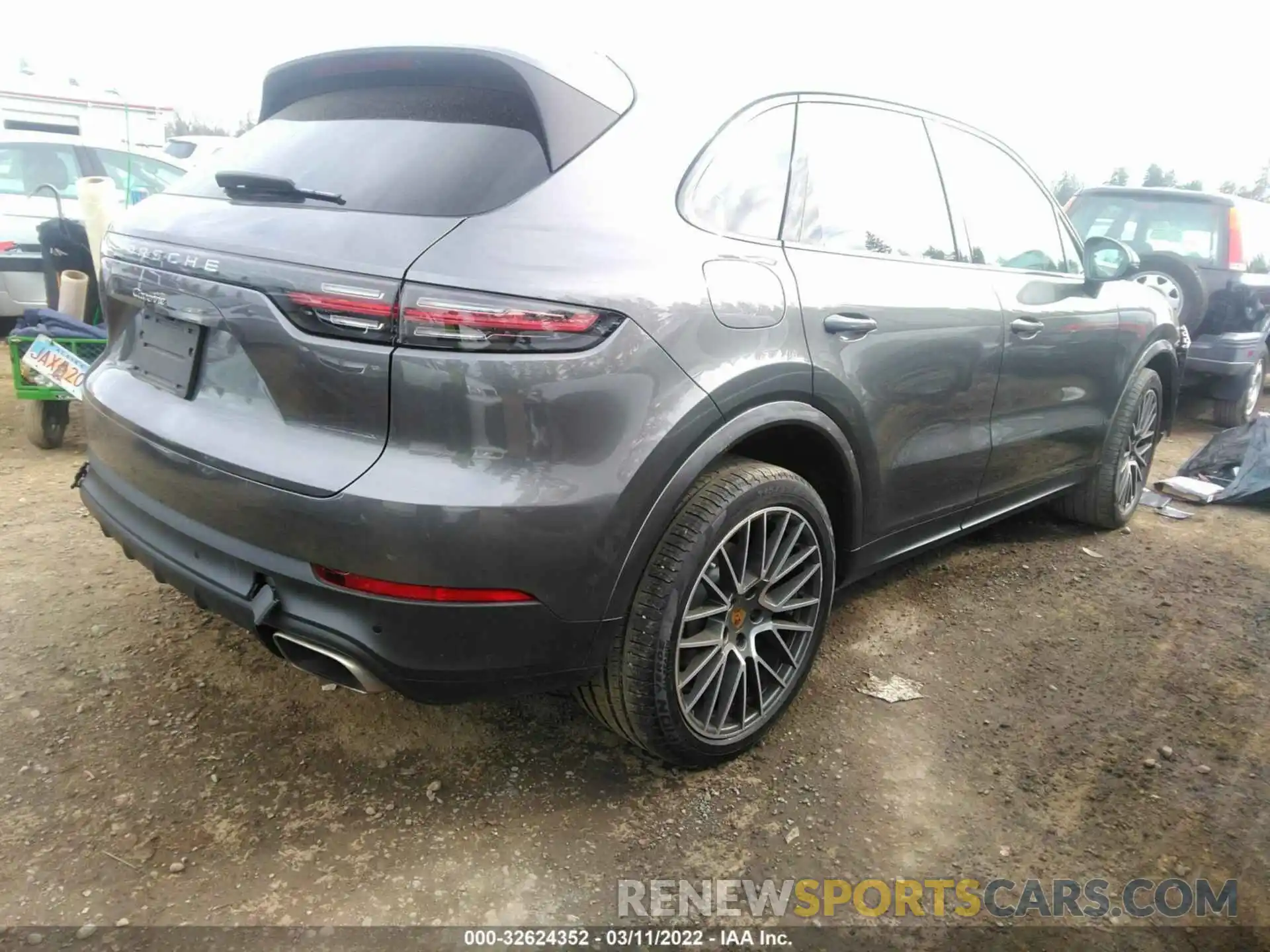 4 Photograph of a damaged car WP1AA2AY4KDA17962 PORSCHE CAYENNE 2019