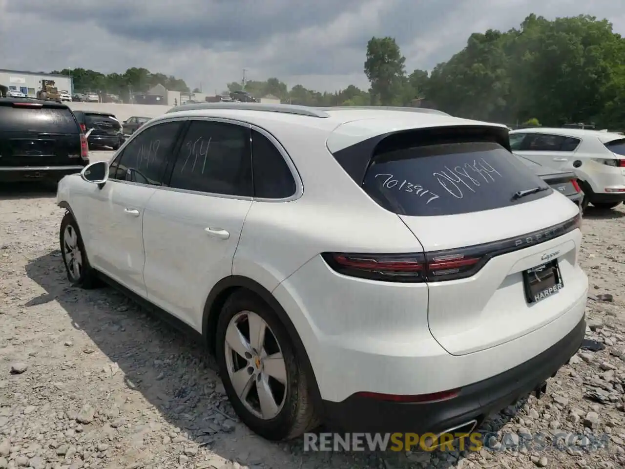 3 Photograph of a damaged car WP1AA2AY4KDA18741 PORSCHE CAYENNE 2019