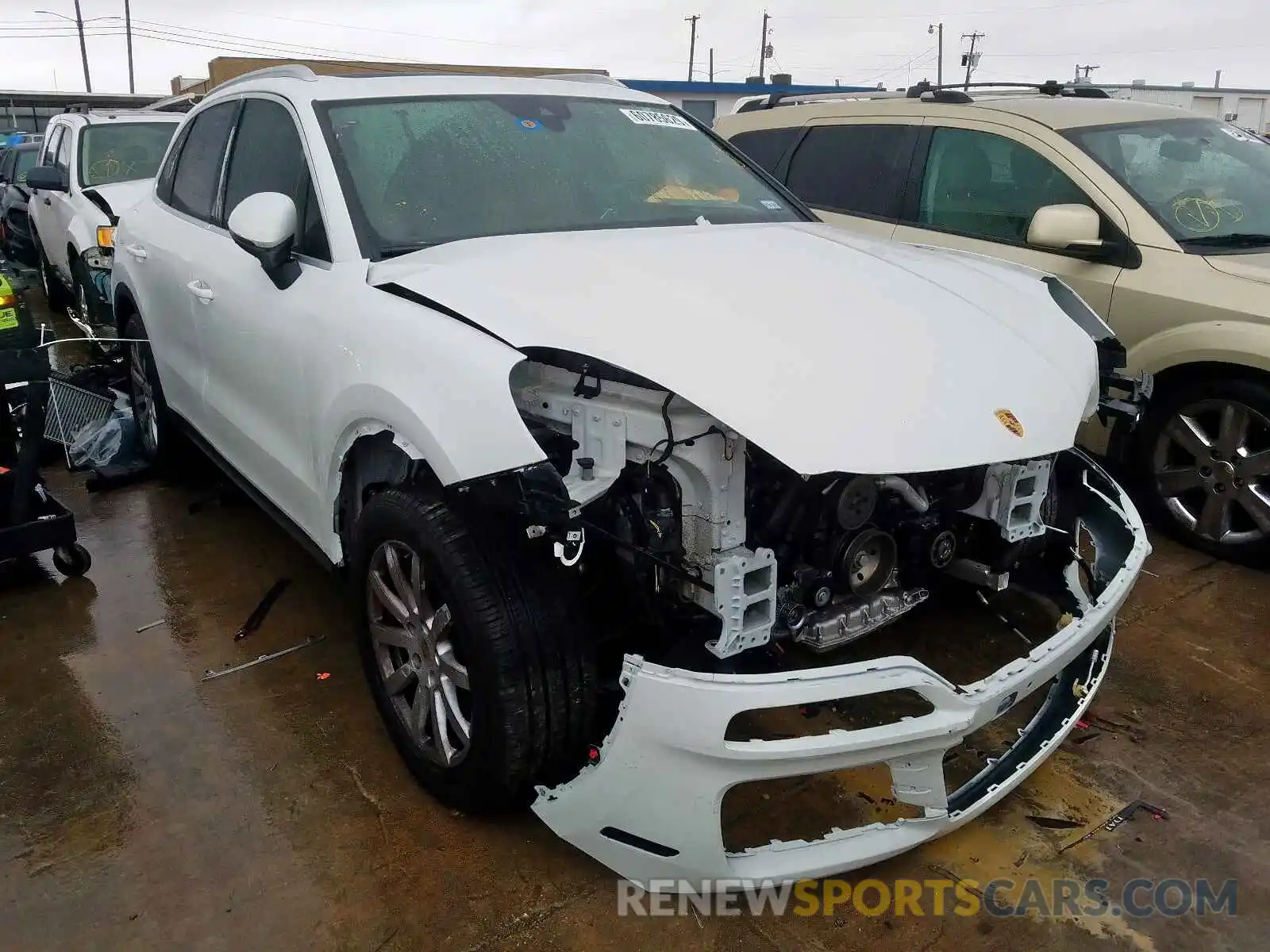 1 Photograph of a damaged car WP1AA2AY5KDA04928 PORSCHE CAYENNE 2019