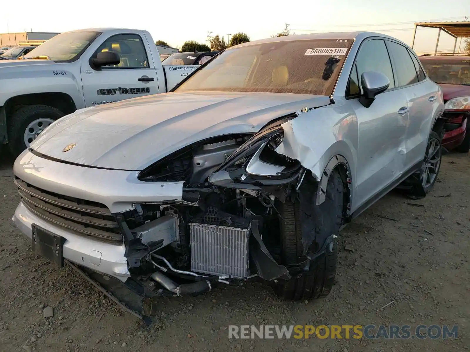 2 Photograph of a damaged car WP1AA2AY5KDA12317 PORSCHE CAYENNE 2019