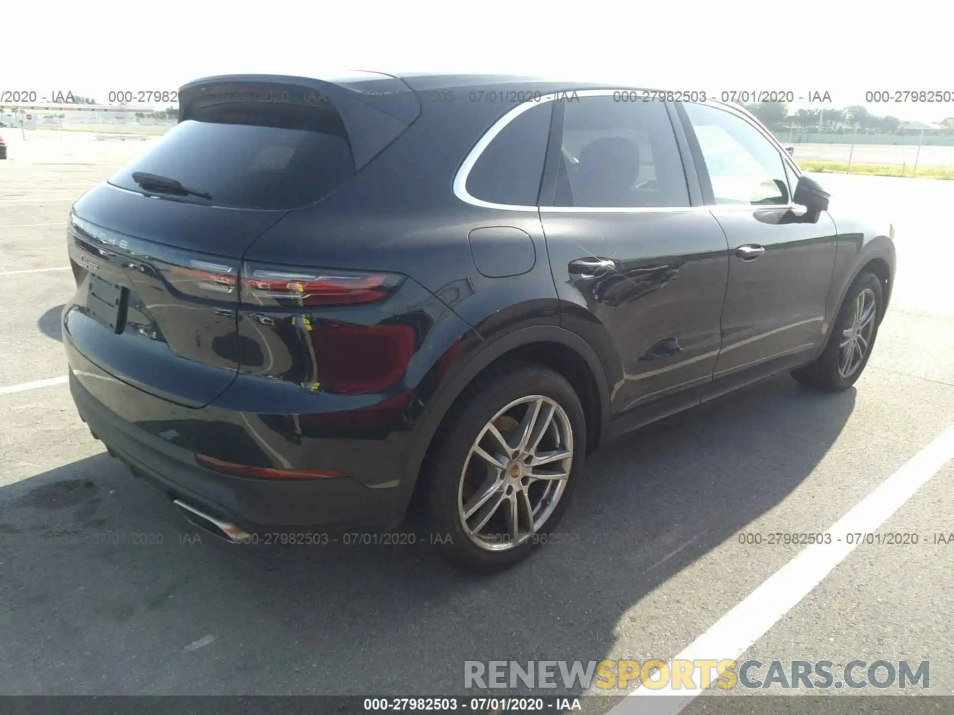 4 Photograph of a damaged car WP1AA2AY5KDA13788 PORSCHE CAYENNE 2019