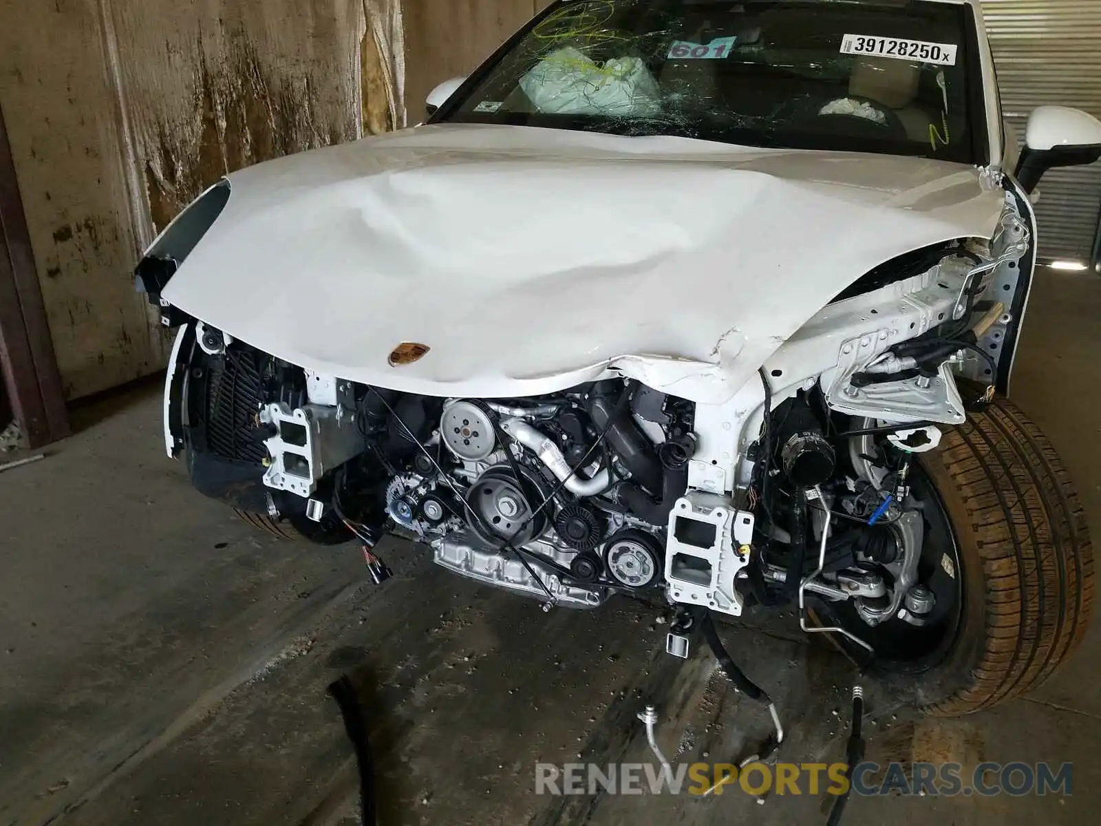 9 Photograph of a damaged car WP1AA2AY5KDA19509 PORSCHE CAYENNE 2019