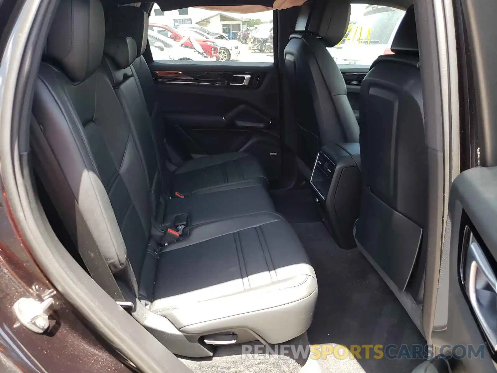 6 Photograph of a damaged car WP1AA2AY6KDA00760 PORSCHE CAYENNE 2019