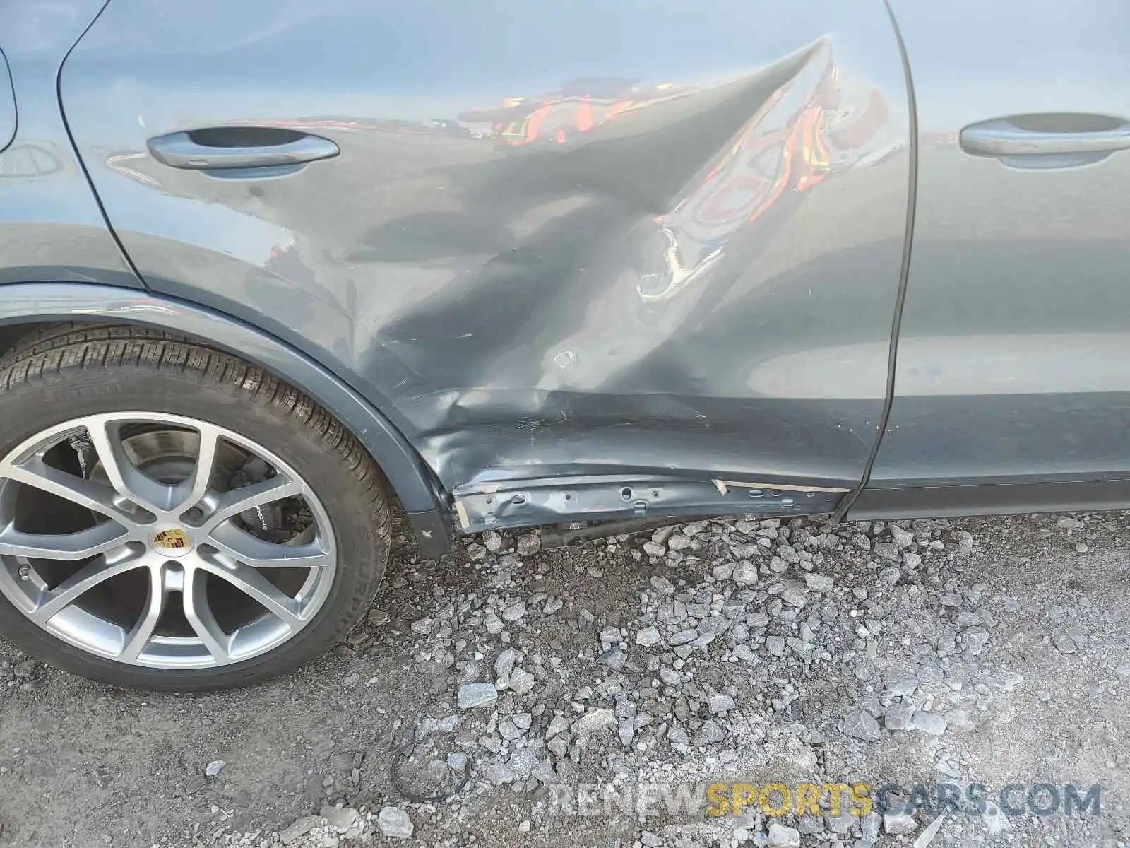 9 Photograph of a damaged car WP1AA2AY6KDA01715 PORSCHE CAYENNE 2019