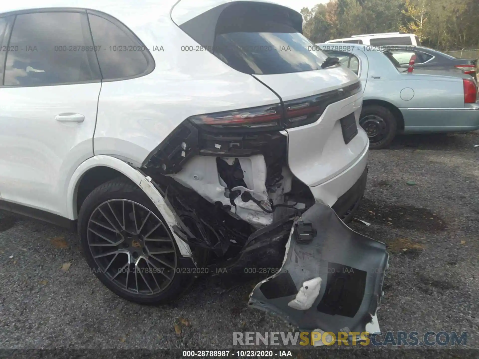 6 Photograph of a damaged car WP1AA2AY6KDA10639 PORSCHE CAYENNE 2019