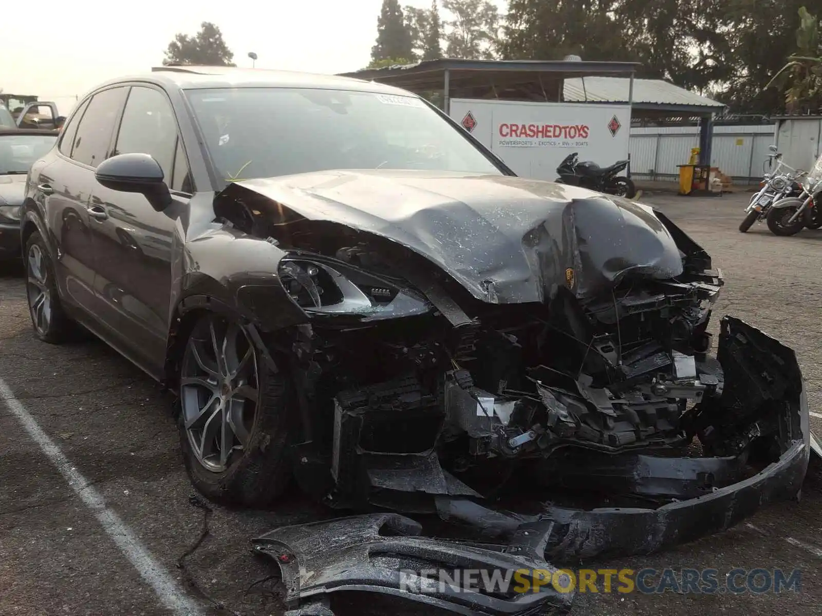 1 Photograph of a damaged car WP1AA2AY6KDA14318 PORSCHE CAYENNE 2019