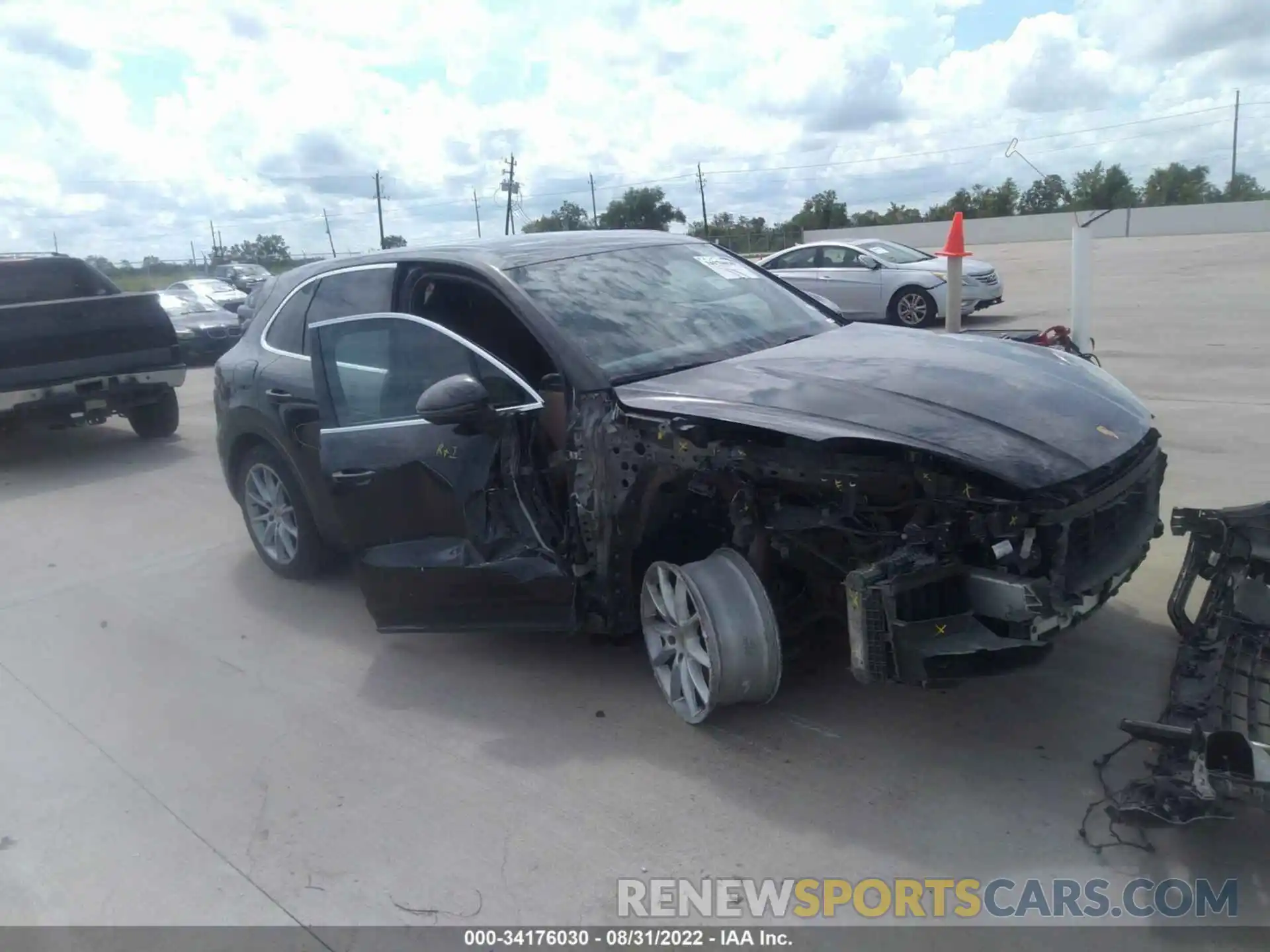 1 Photograph of a damaged car WP1AA2AY6KDA18112 PORSCHE CAYENNE 2019