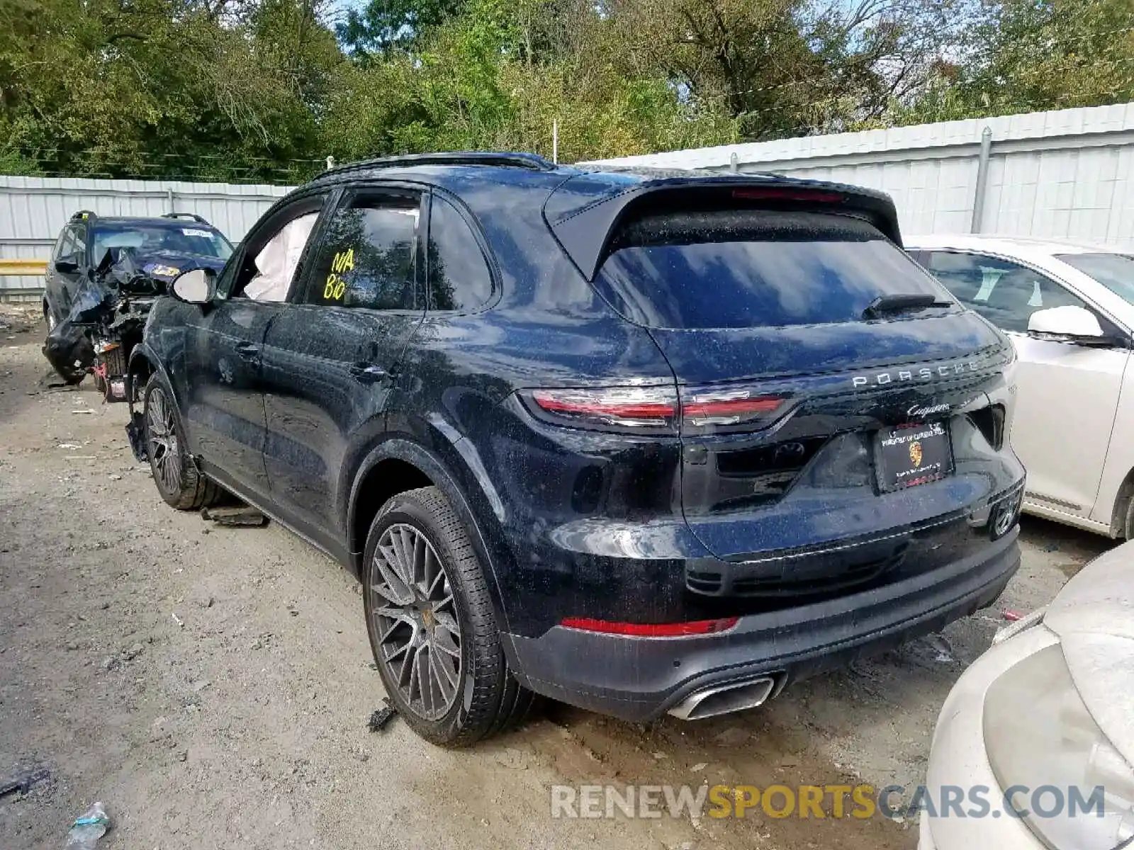 3 Фотография поврежденного автомобиля WP1AA2AY7KDA10715 PORSCHE CAYENNE 2019