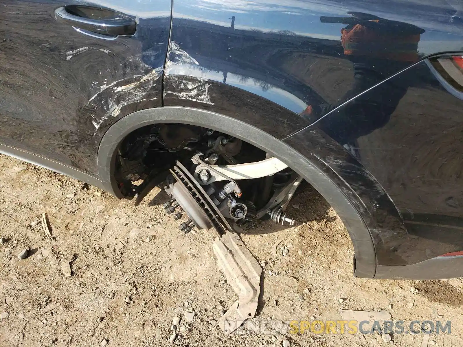 9 Photograph of a damaged car WP1AA2AY7KDA17678 PORSCHE CAYENNE 2019