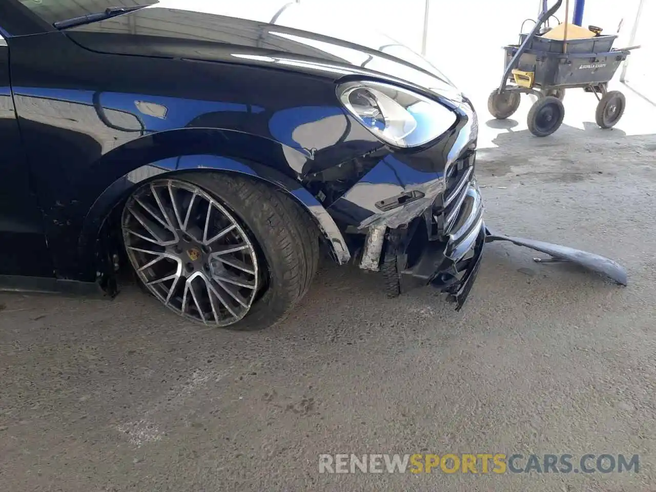 9 Photograph of a damaged car WP1AA2AY7KDA17910 PORSCHE CAYENNE 2019