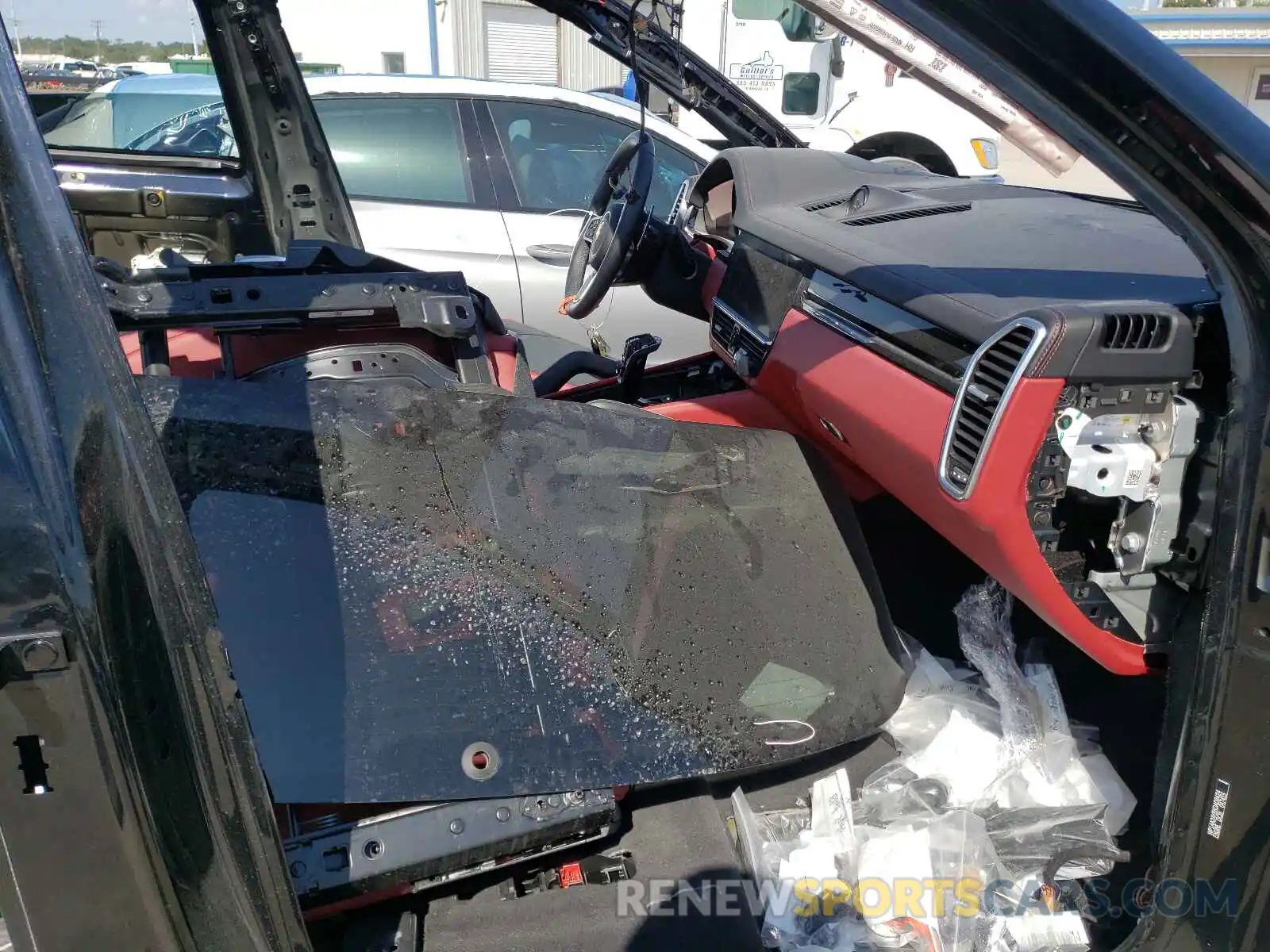 5 Photograph of a damaged car WP1AA2AY8KDA08424 PORSCHE CAYENNE 2019