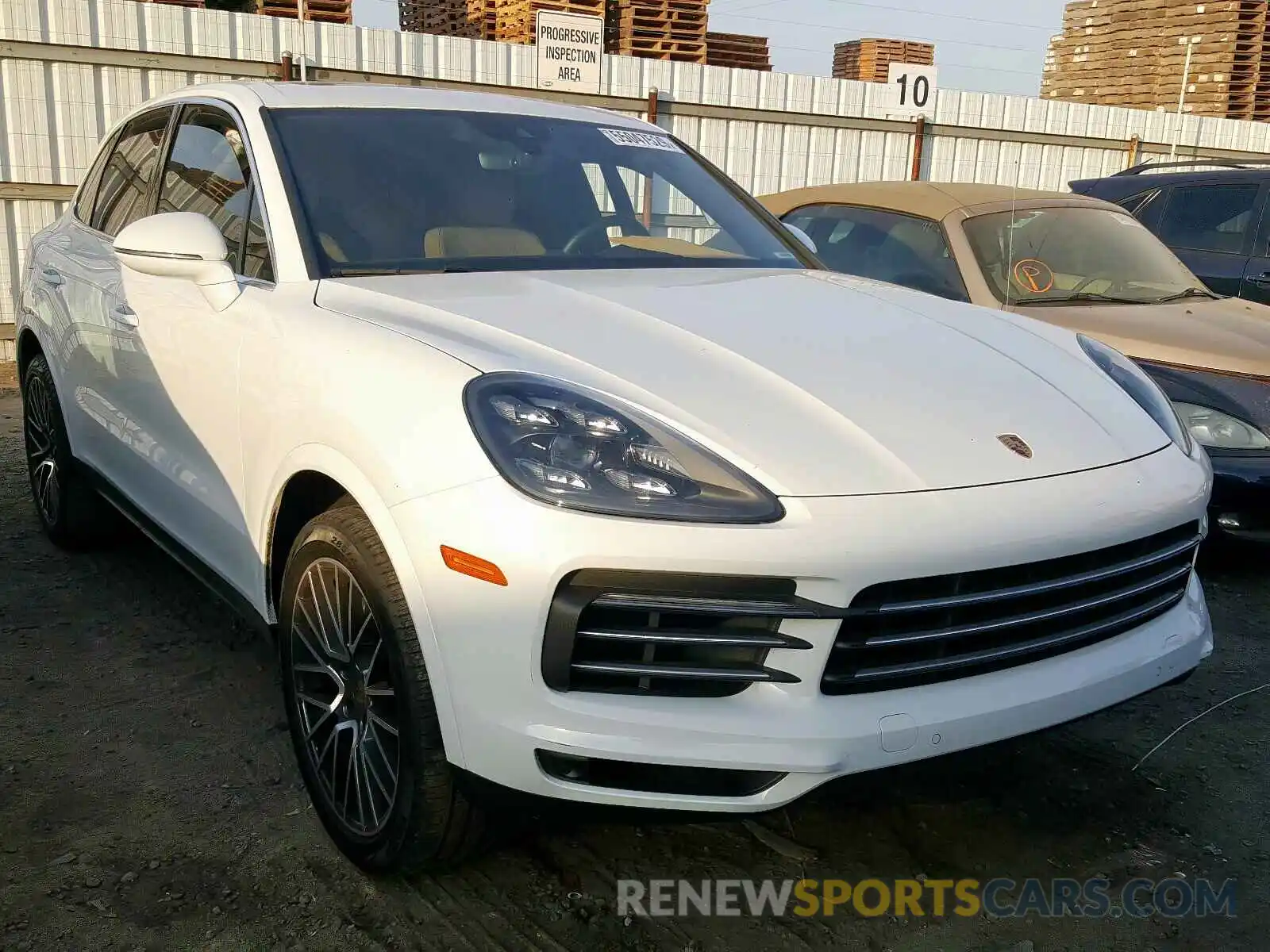 1 Photograph of a damaged car WP1AA2AY9KDA03992 PORSCHE CAYENNE 2019