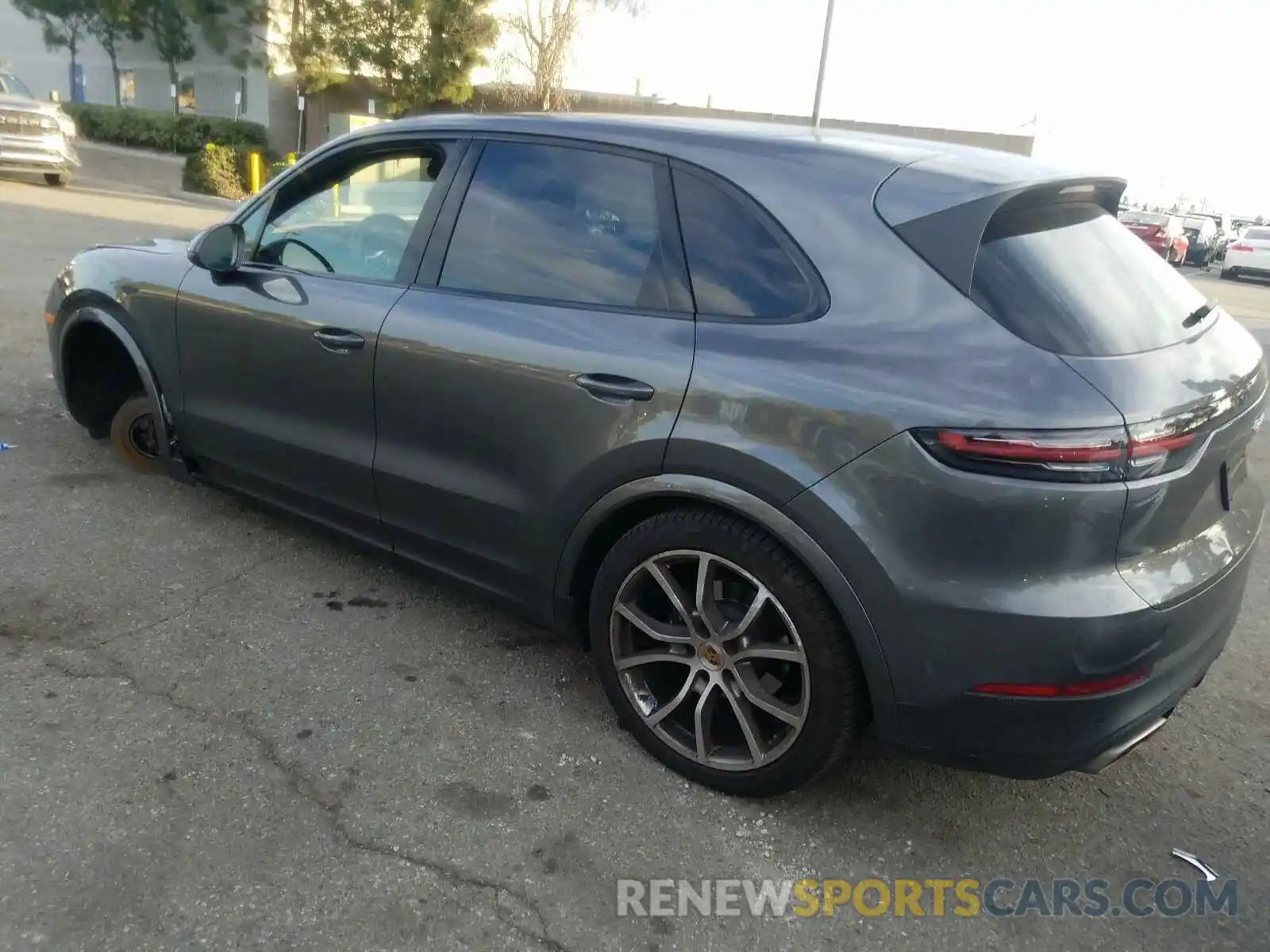 3 Фотография поврежденного автомобиля WP1AA2AY9KDA08108 PORSCHE CAYENNE 2019