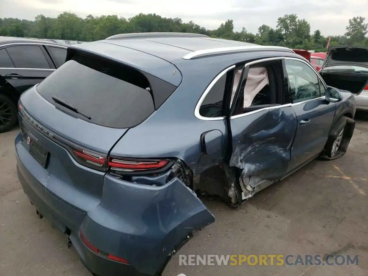 4 Photograph of a damaged car WP1AA2AY9KDA09288 PORSCHE CAYENNE 2019