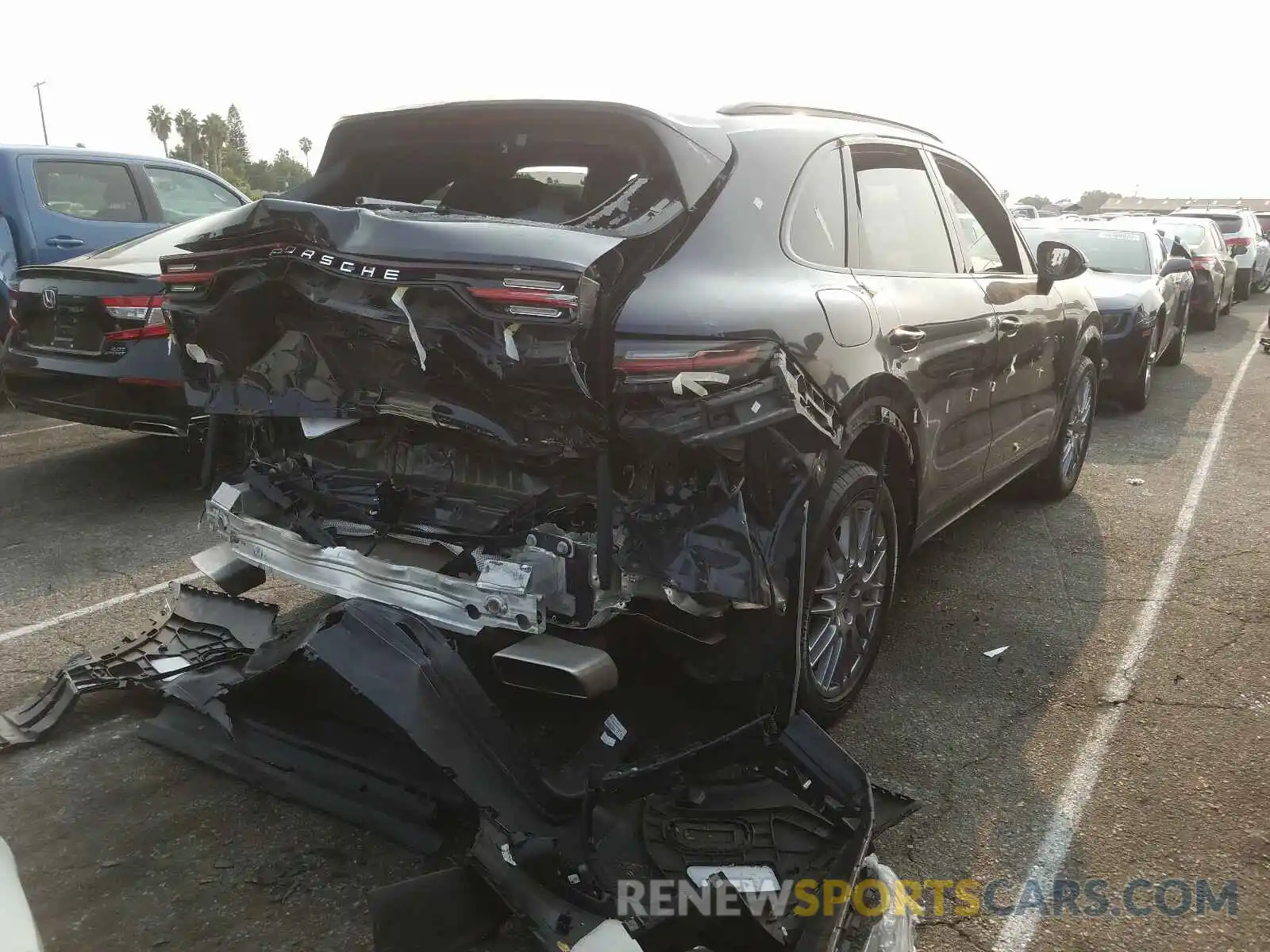 4 Photograph of a damaged car WP1AA2AY9KDA09307 PORSCHE CAYENNE 2019