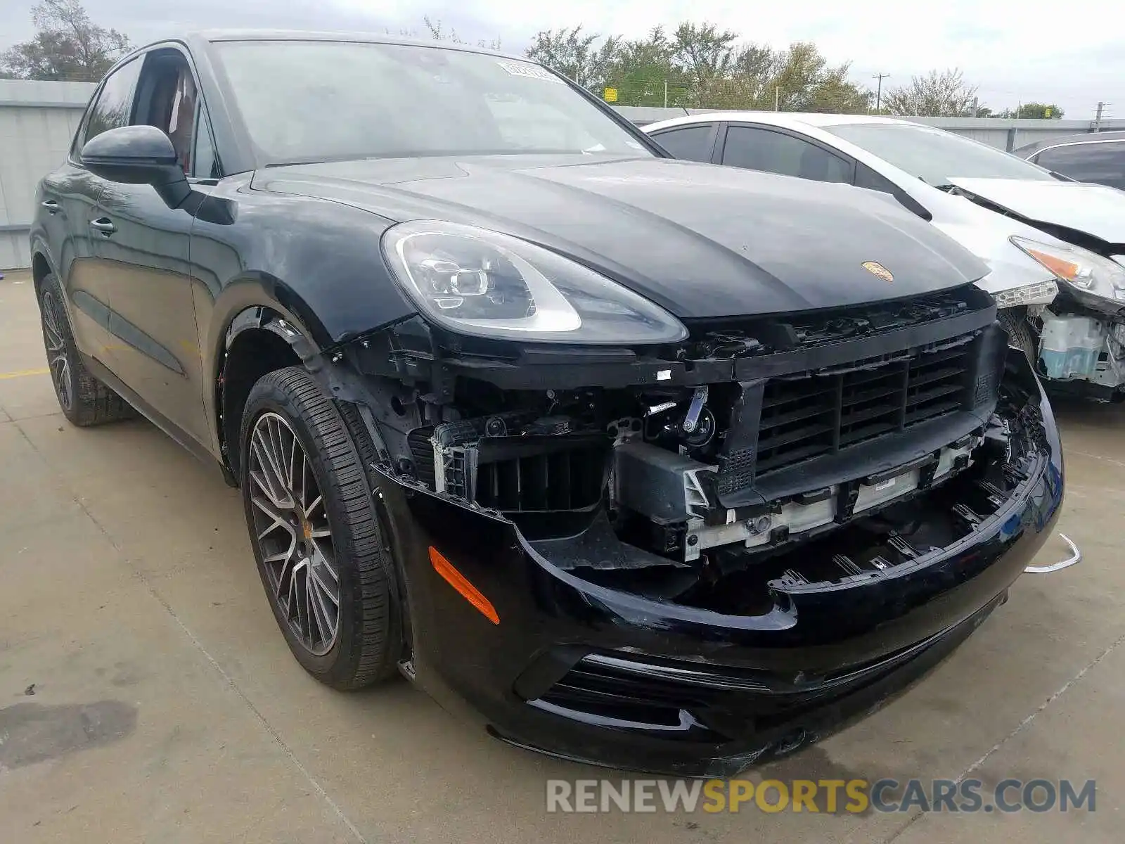 1 Photograph of a damaged car WP1AA2AY9KDA10330 PORSCHE CAYENNE 2019