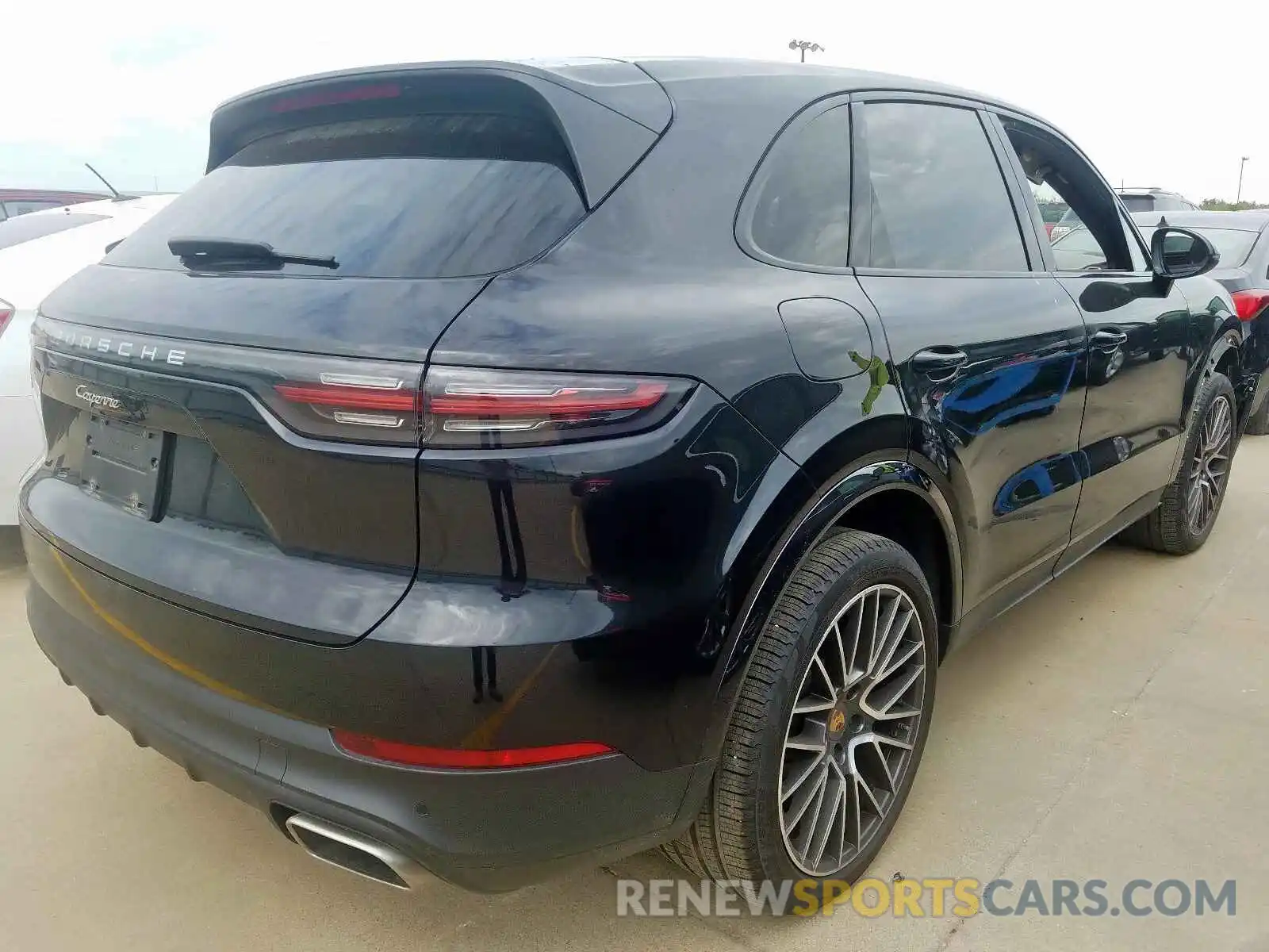 4 Photograph of a damaged car WP1AA2AY9KDA10330 PORSCHE CAYENNE 2019