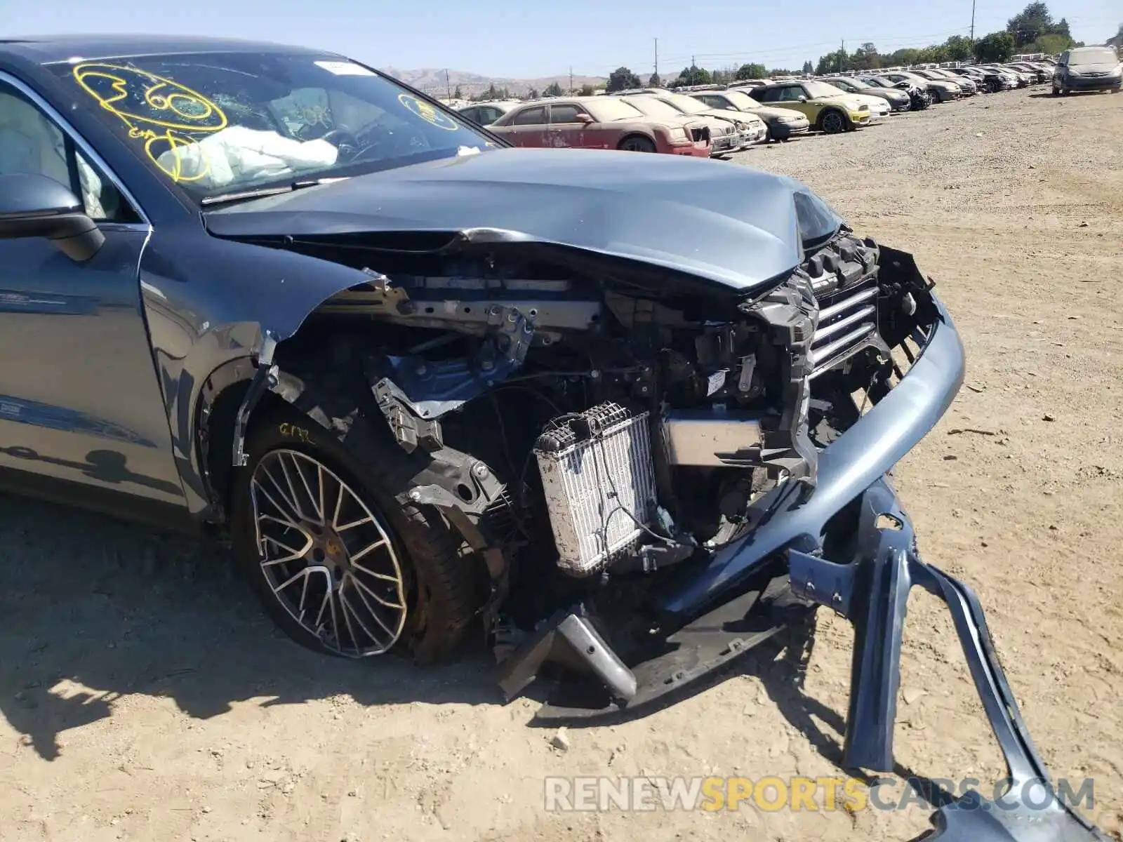 9 Photograph of a damaged car WP1AA2AY9KDA15236 PORSCHE CAYENNE 2019