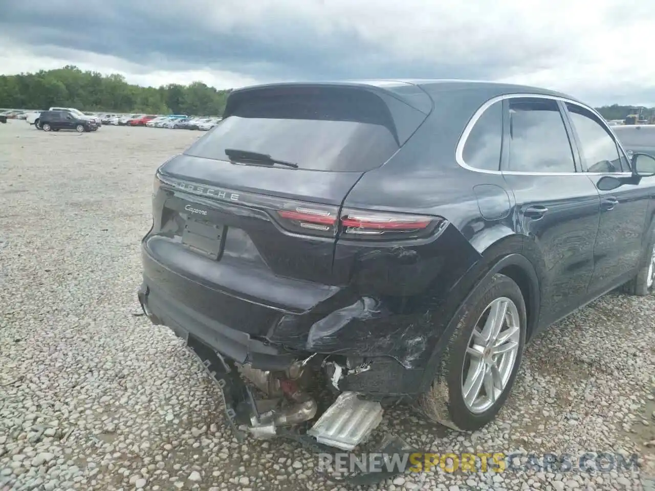 9 Photograph of a damaged car WP1AA2AY9KDA18993 PORSCHE CAYENNE 2019