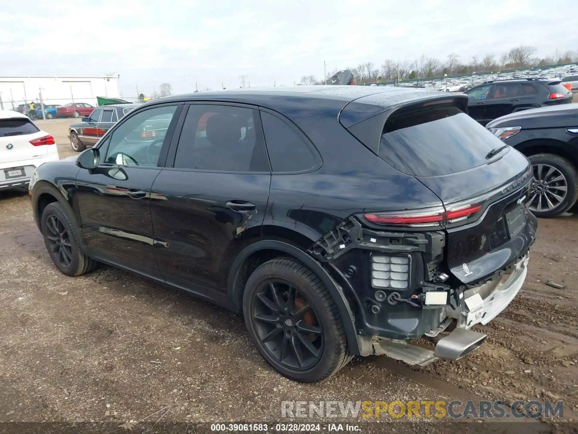 3 Фотография поврежденного автомобиля WP1AA2AYXKDA01023 PORSCHE CAYENNE 2019