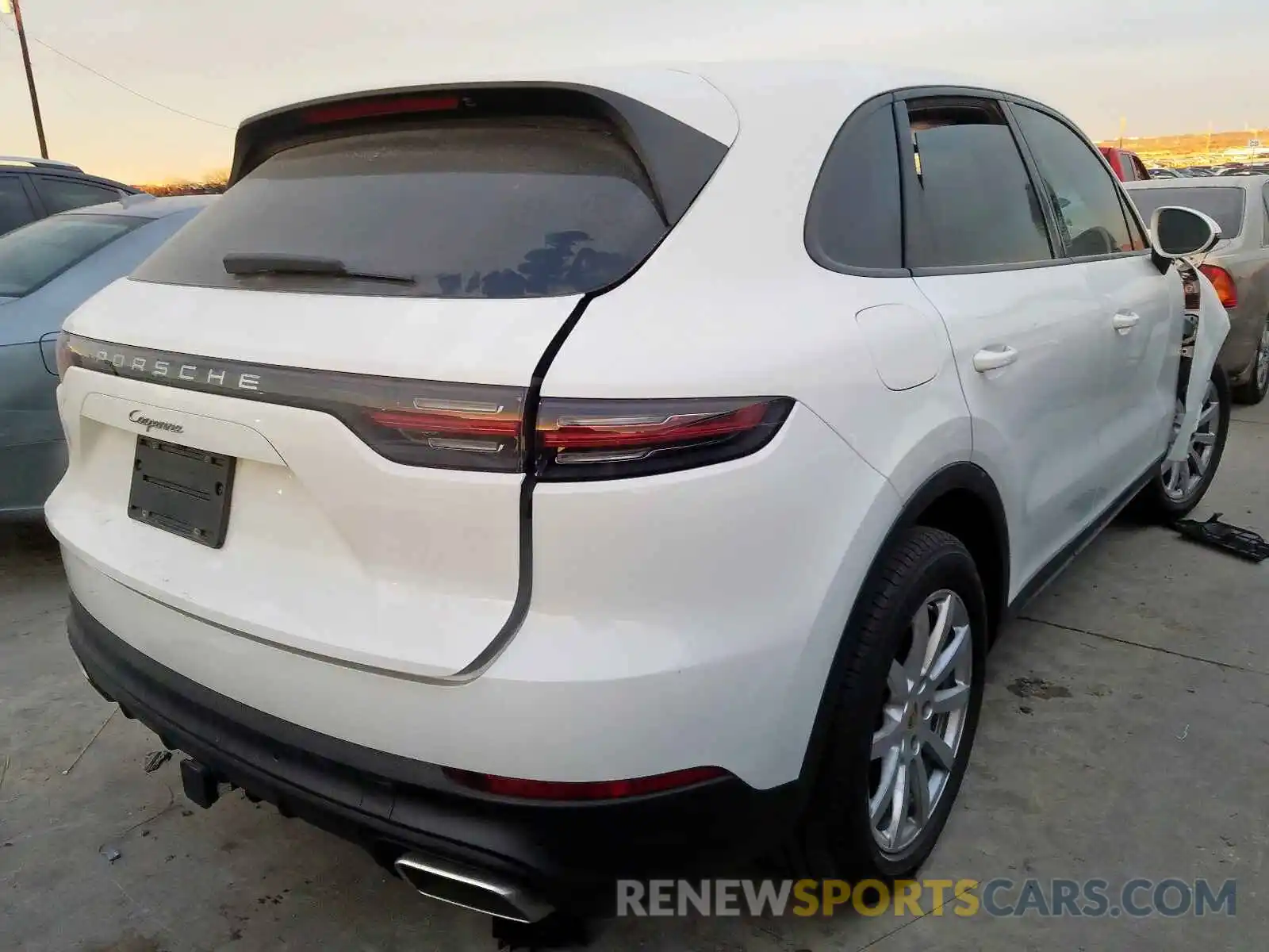 4 Фотография поврежденного автомобиля WP1AA2AYXKDA13382 PORSCHE CAYENNE 2019