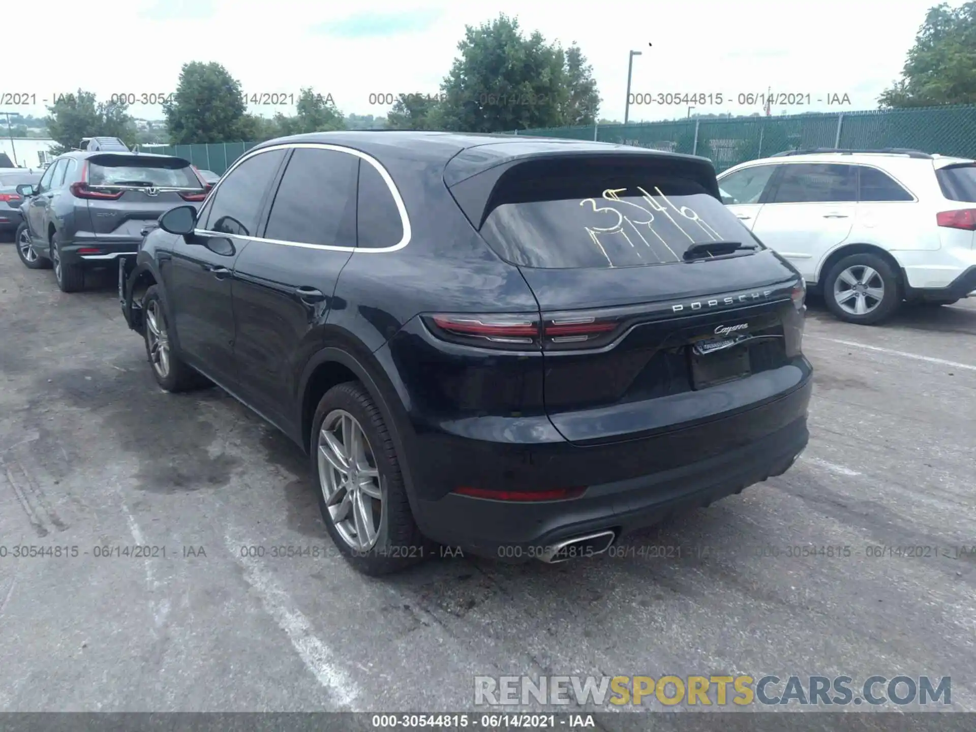 3 Фотография поврежденного автомобиля WP1AA2AYXKDA18145 PORSCHE CAYENNE 2019