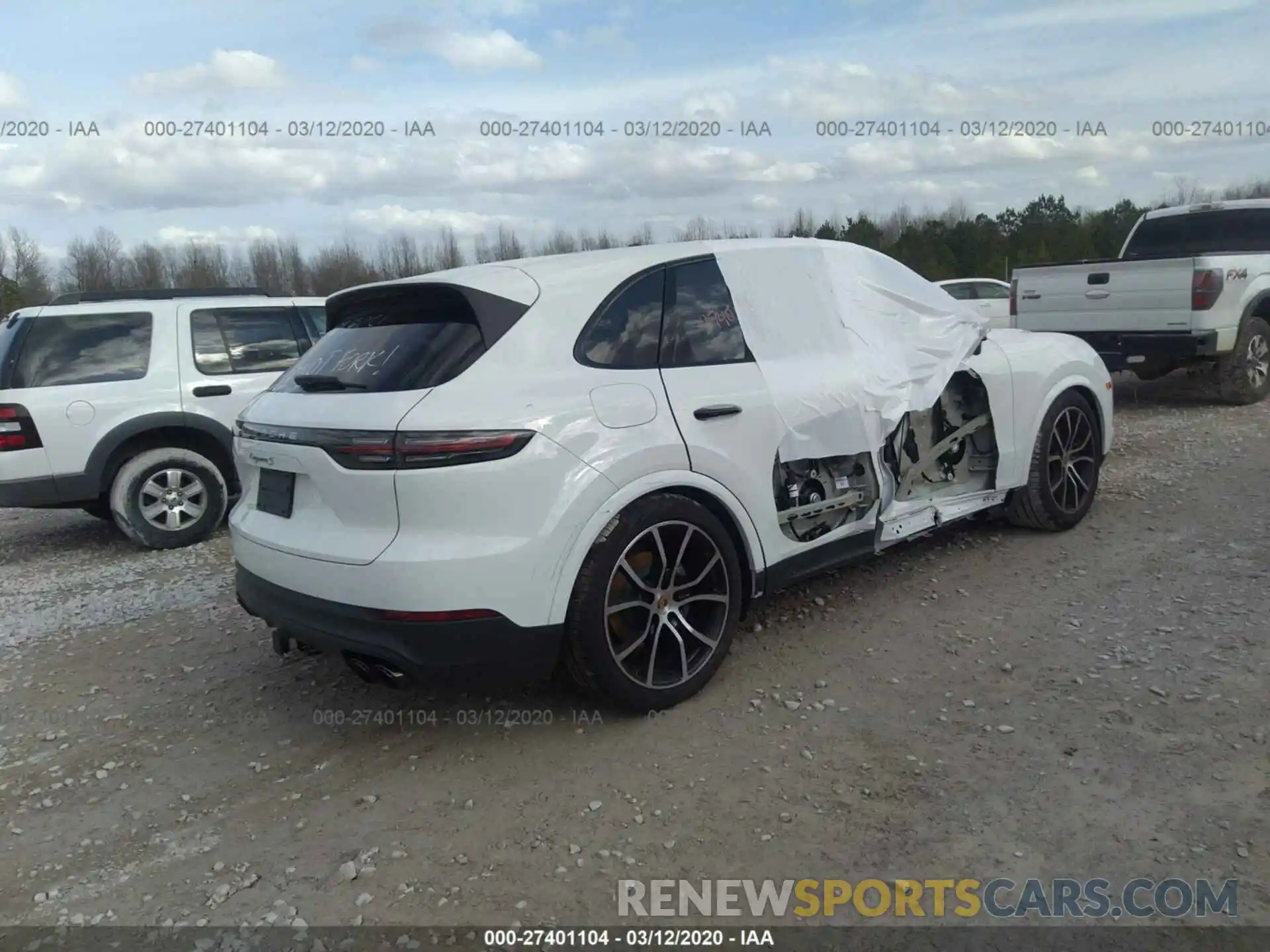 4 Photograph of a damaged car WP1AB2AY2KDA64212 PORSCHE CAYENNE 2019