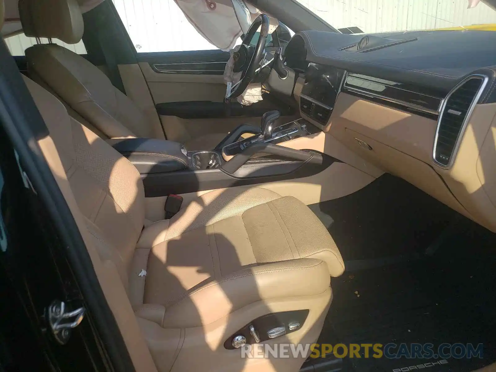 5 Photograph of a damaged car WP1AB2AY4KDA62610 PORSCHE CAYENNE 2019