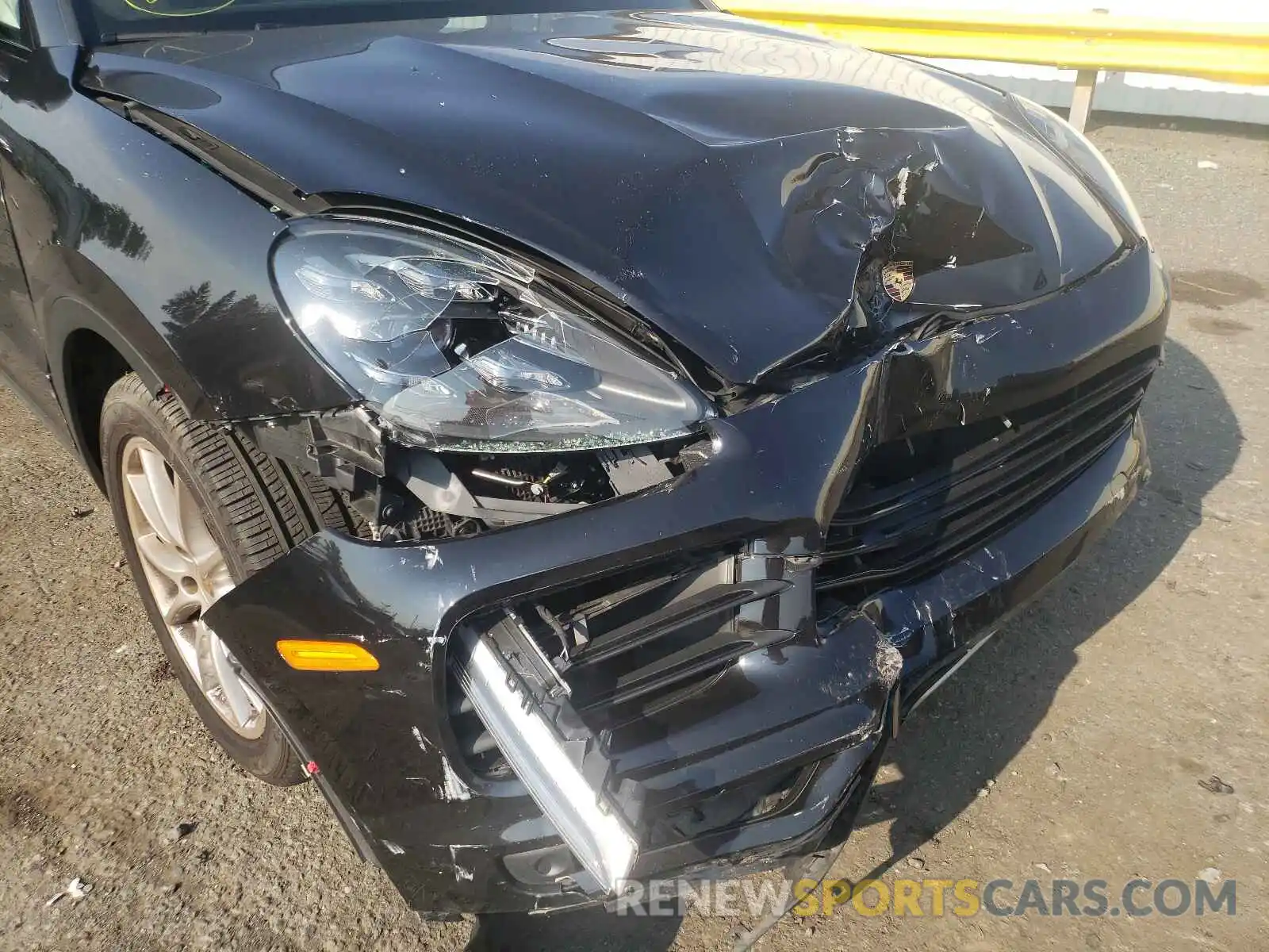 9 Photograph of a damaged car WP1AB2AY4KDA62610 PORSCHE CAYENNE 2019