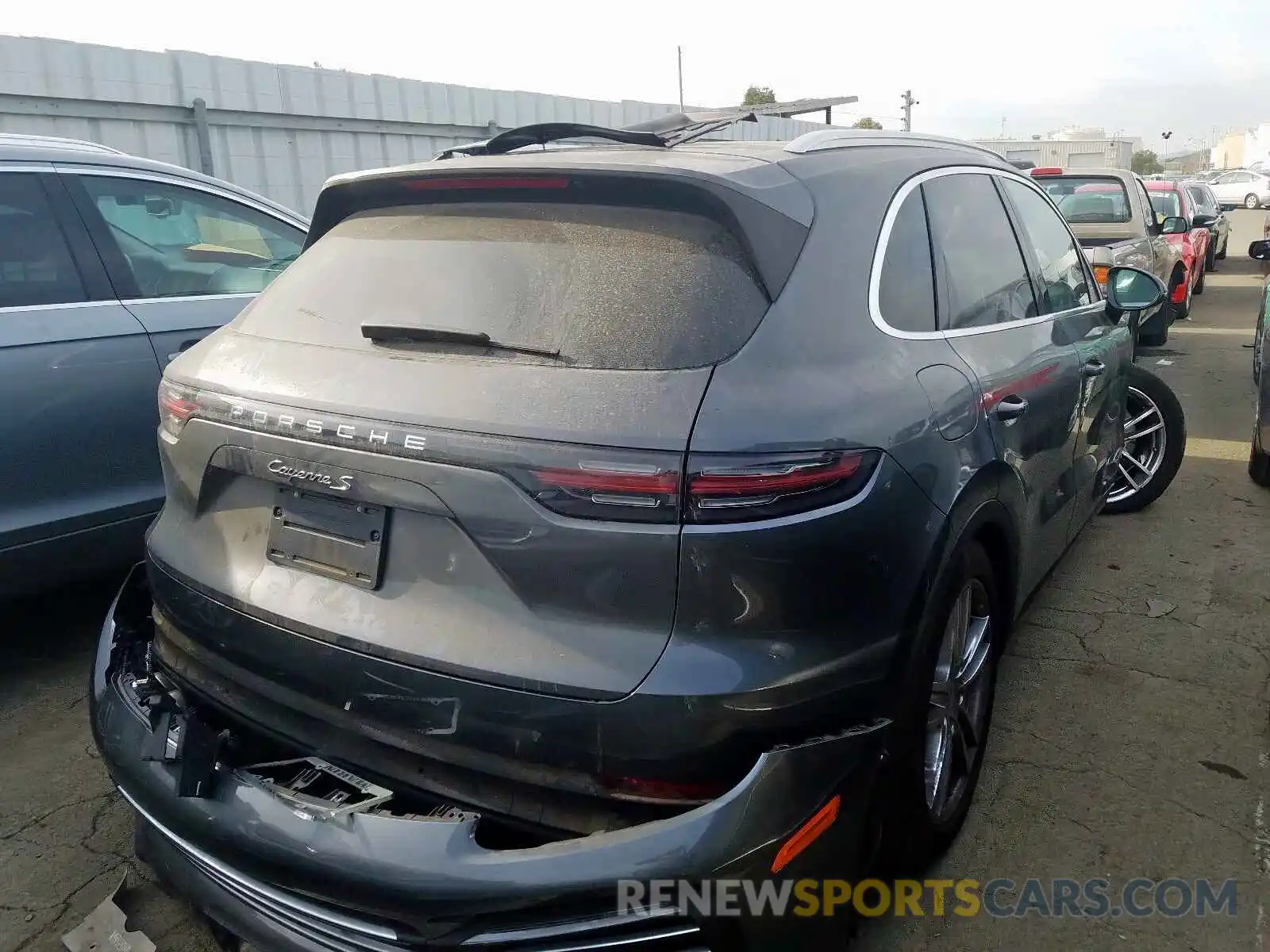 4 Photograph of a damaged car WP1AB2AY9KDA60867 PORSCHE CAYENNE 2019