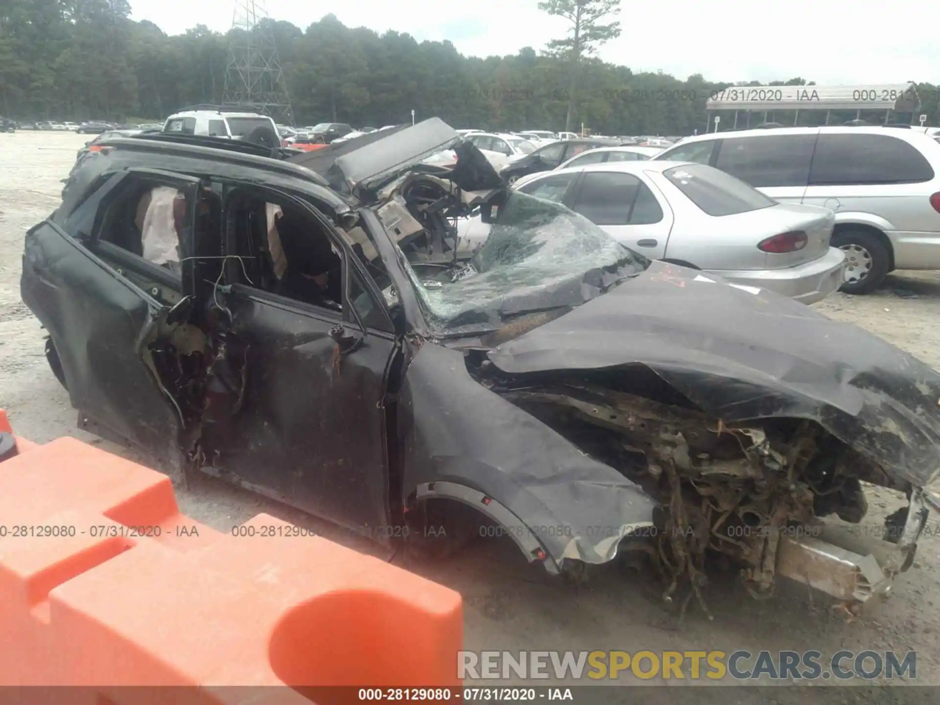 1 Photograph of a damaged car WP1AB2AY9KDA61680 PORSCHE CAYENNE 2019