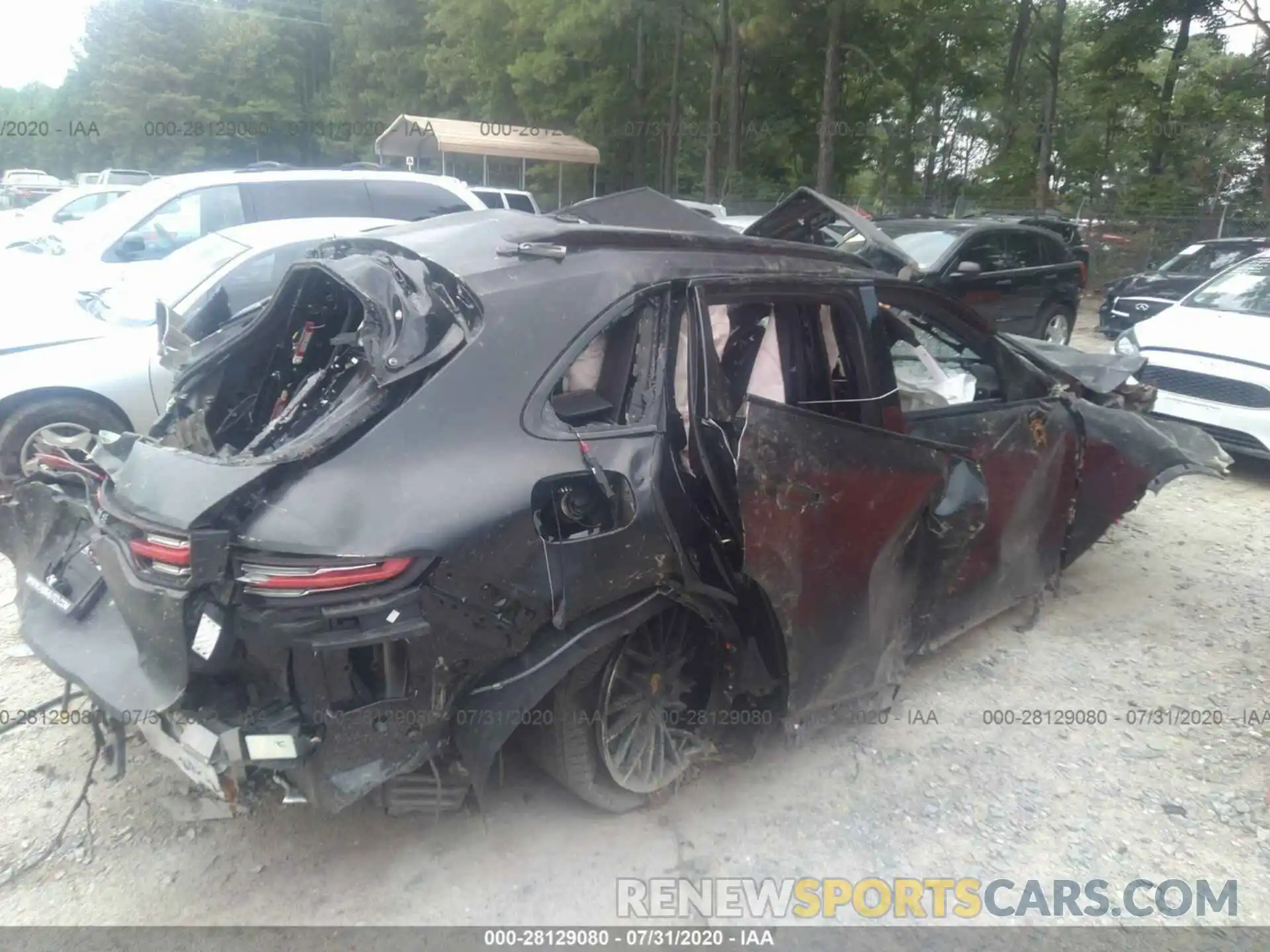 4 Photograph of a damaged car WP1AB2AY9KDA61680 PORSCHE CAYENNE 2019