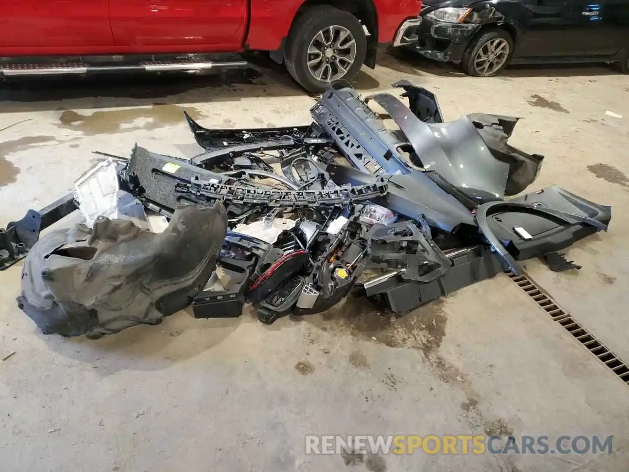 12 Photograph of a damaged car WP1AE2AY0KDA51563 PORSCHE CAYENNE 2019