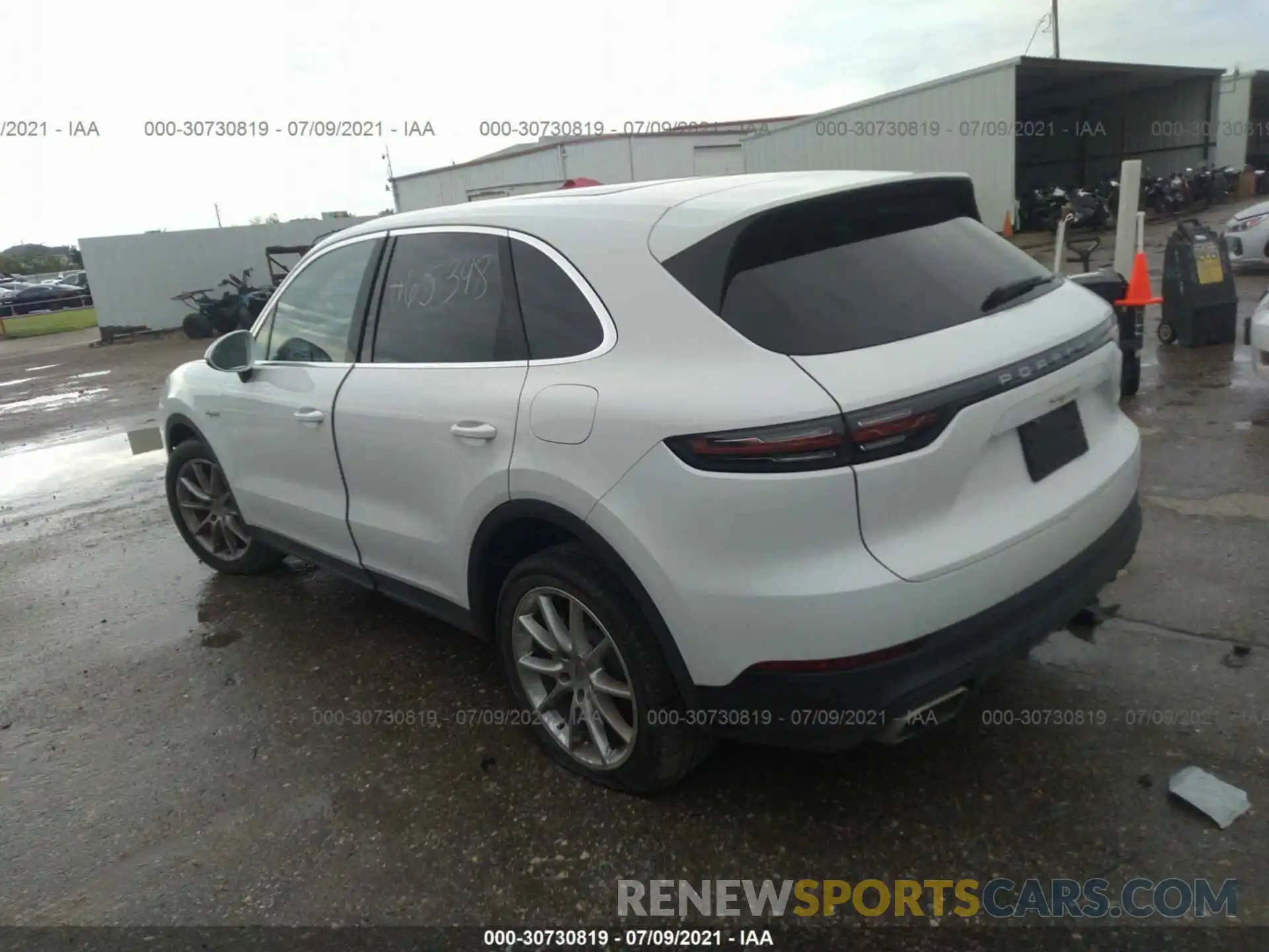 3 Photograph of a damaged car WP1AE2AY1KDA50857 PORSCHE CAYENNE 2019