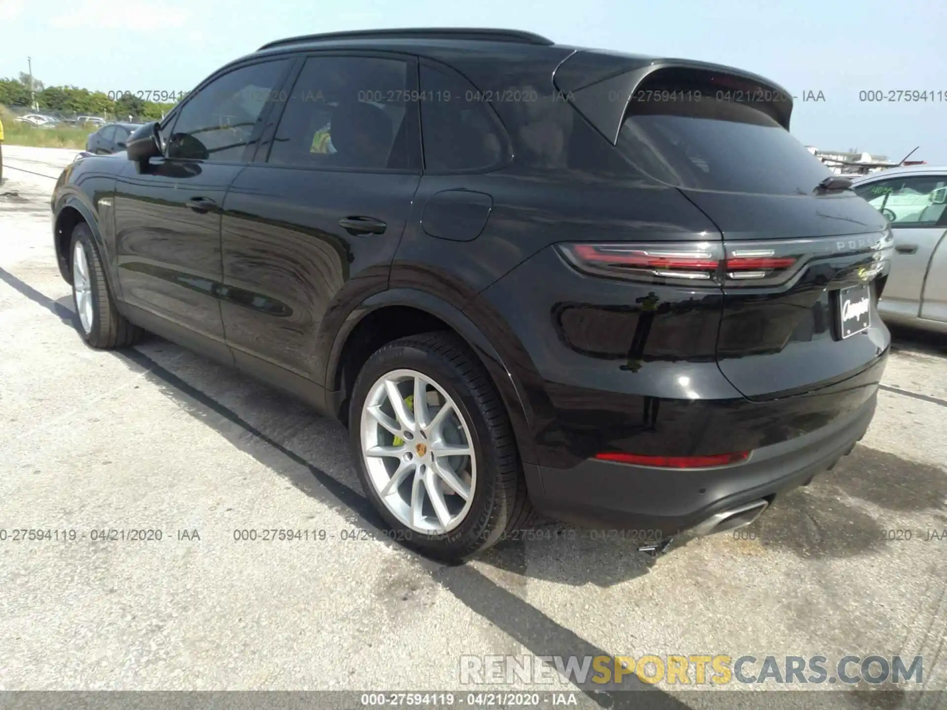 3 Фотография поврежденного автомобиля WP1AE2AY1KDA51118 PORSCHE CAYENNE 2019