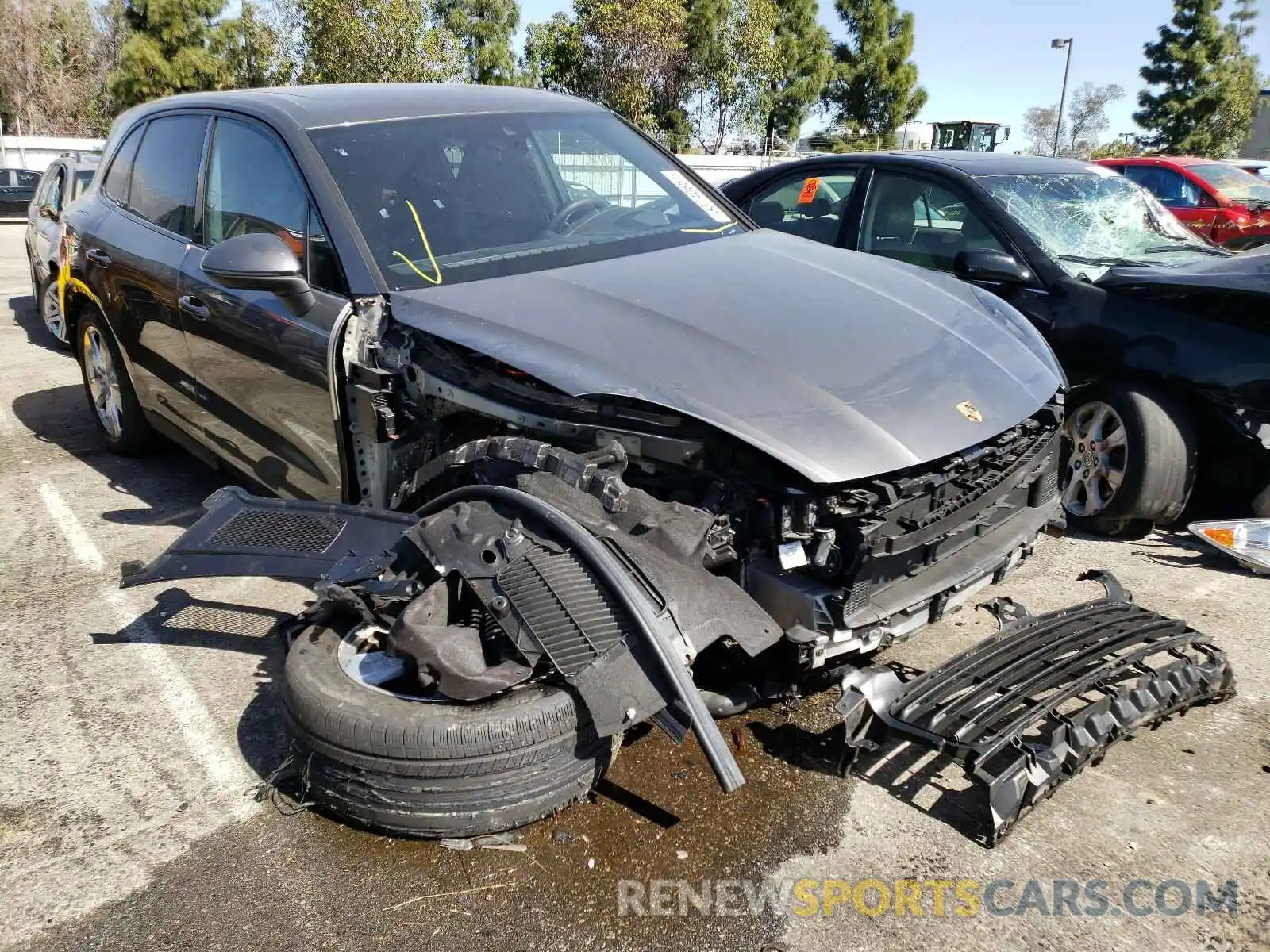 1 Photograph of a damaged car WP1AE2AY3KDA50326 PORSCHE CAYENNE 2019