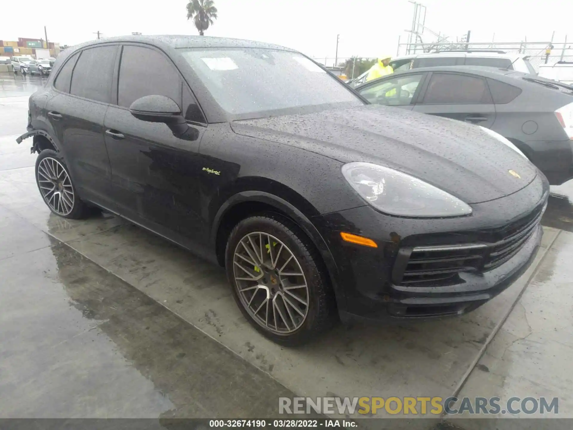 1 Photograph of a damaged car WP1AE2AY3KDA50665 PORSCHE CAYENNE 2019