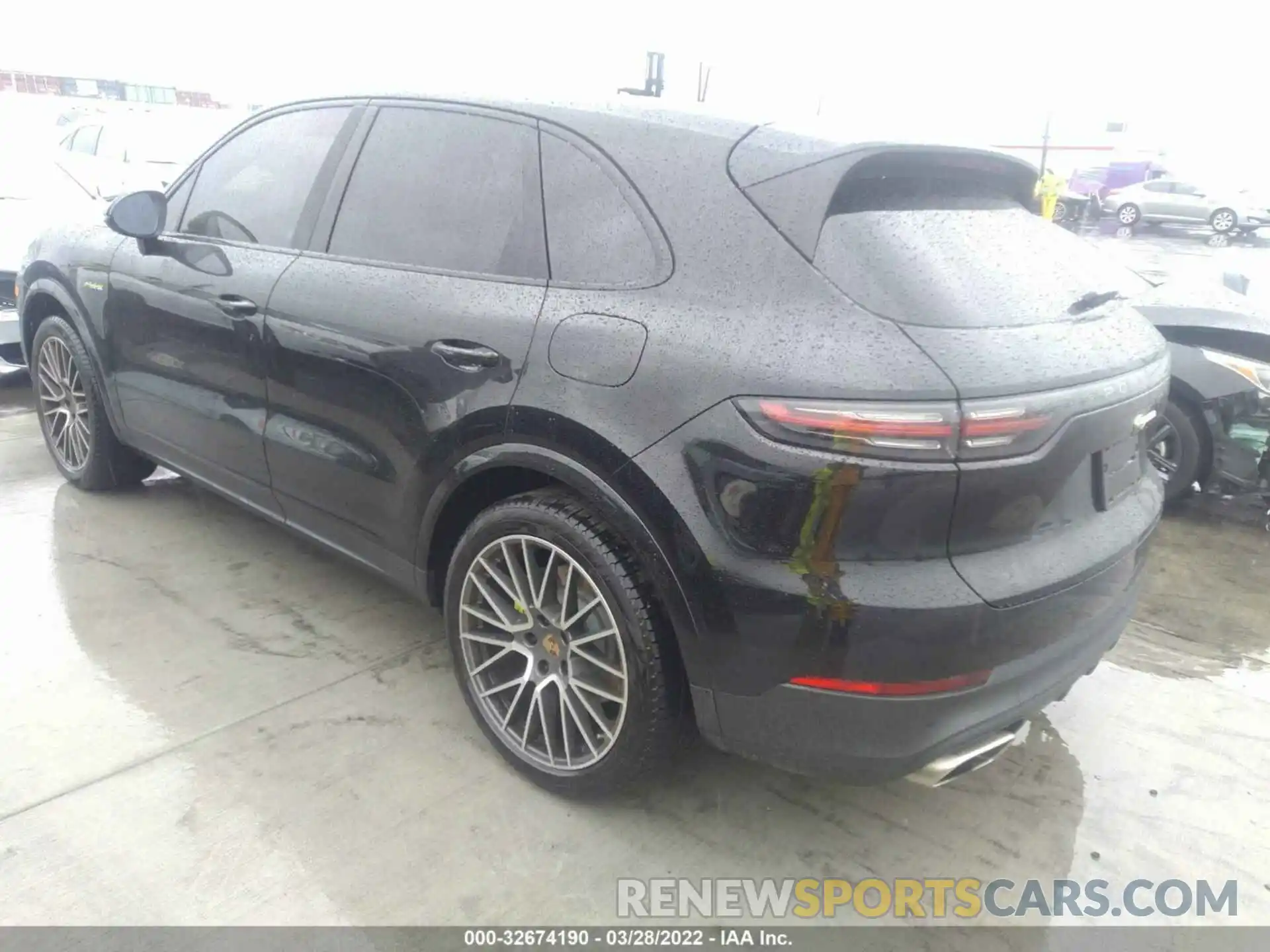 3 Photograph of a damaged car WP1AE2AY3KDA50665 PORSCHE CAYENNE 2019