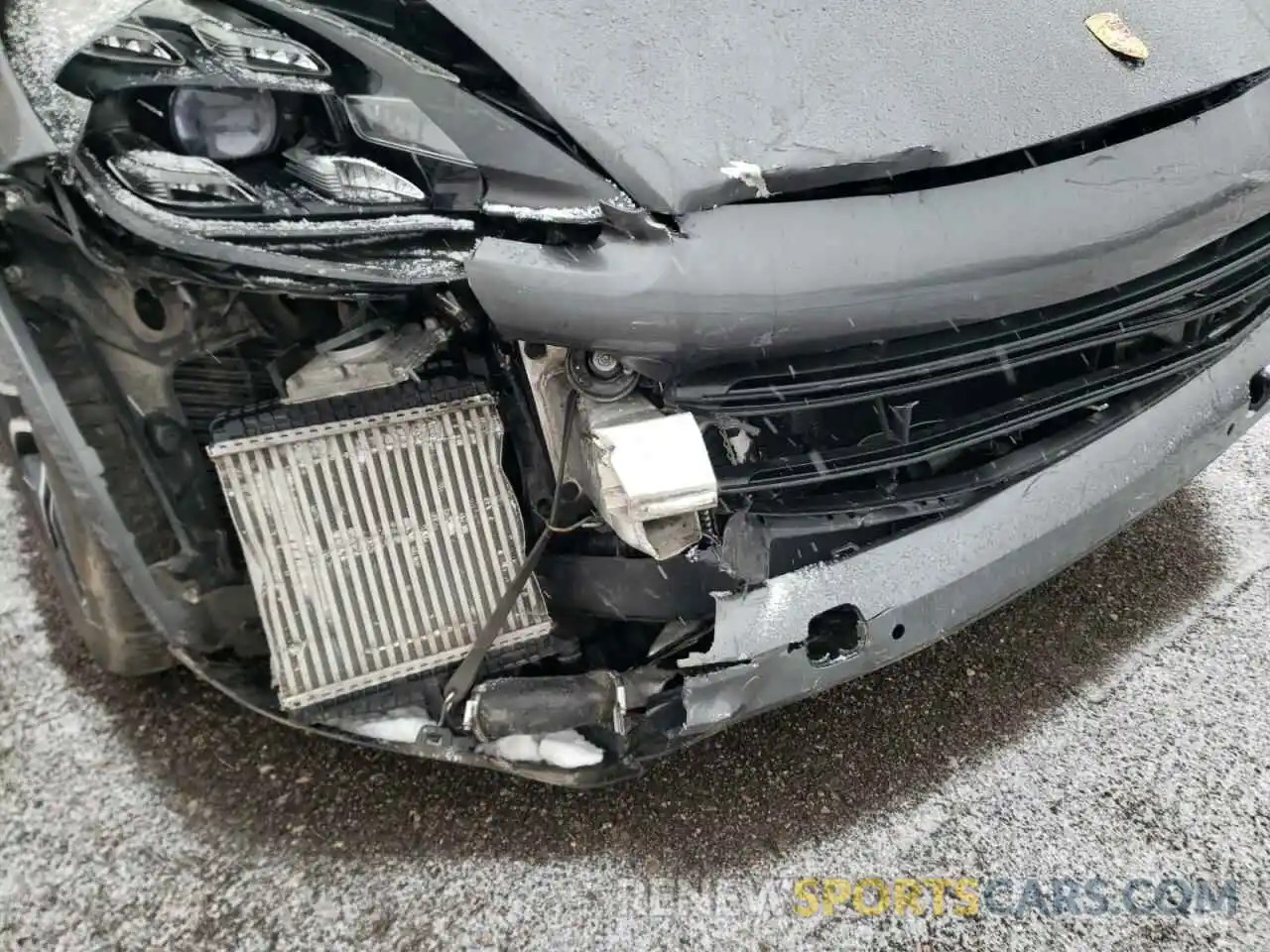 9 Photograph of a damaged car WP1AE2AY5KDA51140 PORSCHE CAYENNE 2019