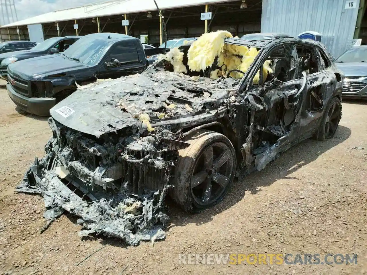 2 Photograph of a damaged car WP1AE2AY7KDA52130 PORSCHE CAYENNE 2019