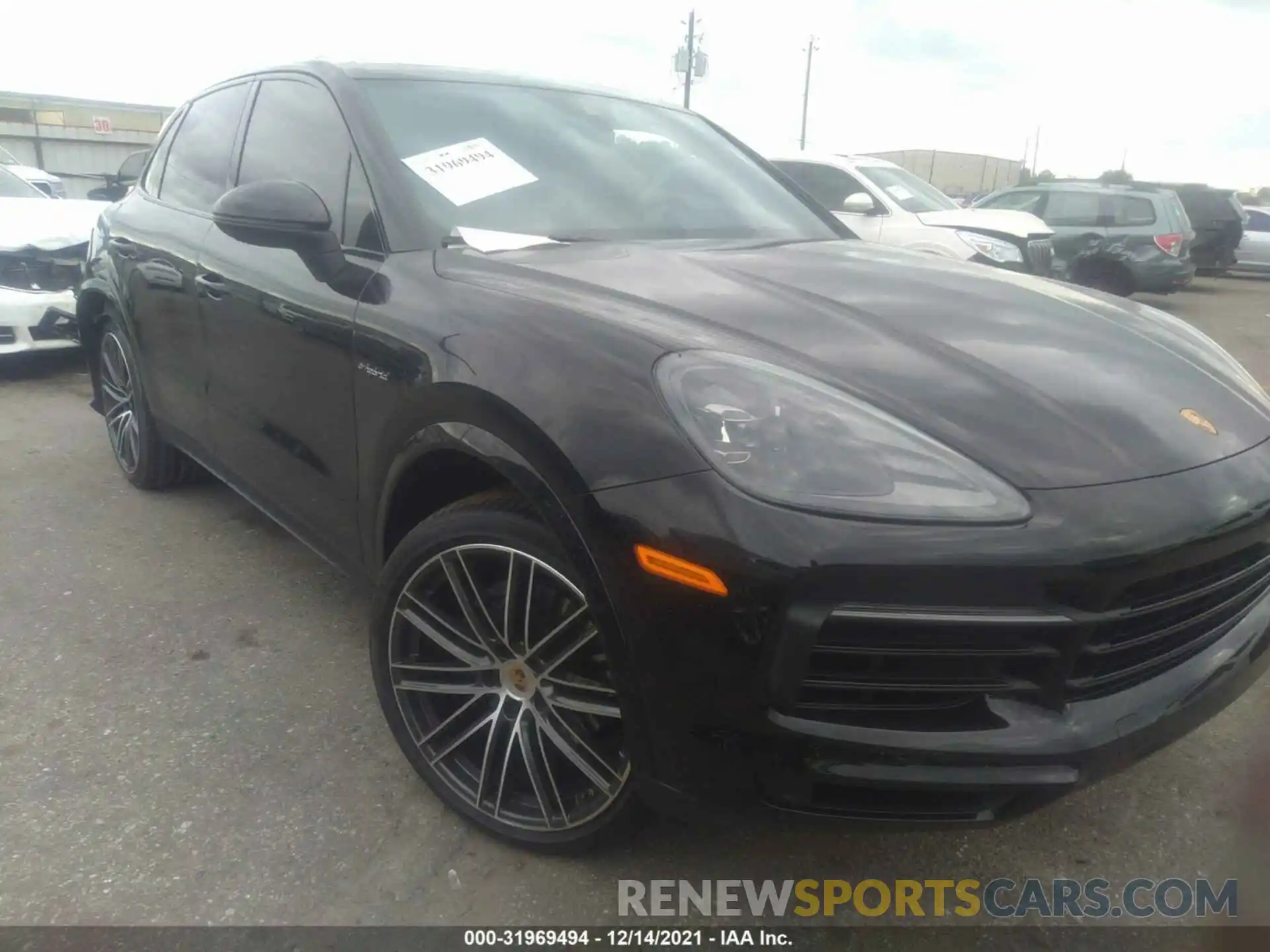 1 Photograph of a damaged car WP1AE2AY8KDA50421 PORSCHE CAYENNE 2019